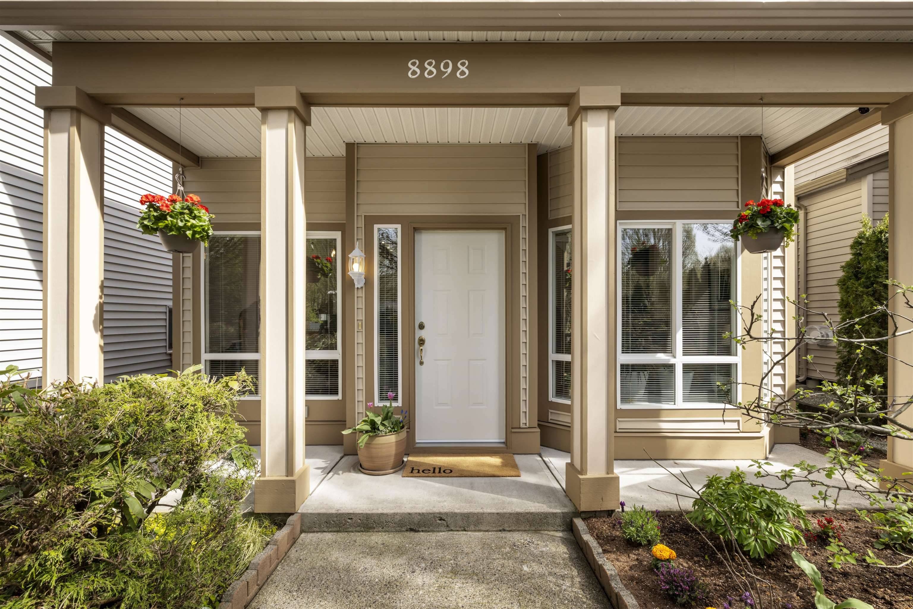 Langley, BC V1M 3Z7,8898 216 ST