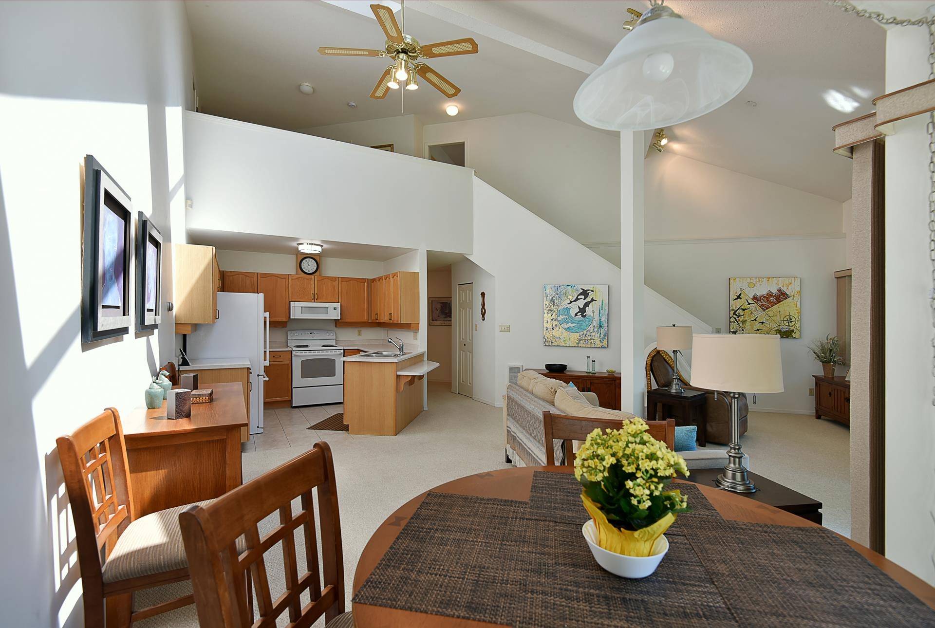 Sechelt, BC V0N 3A0,5761 Wharf AVE #11