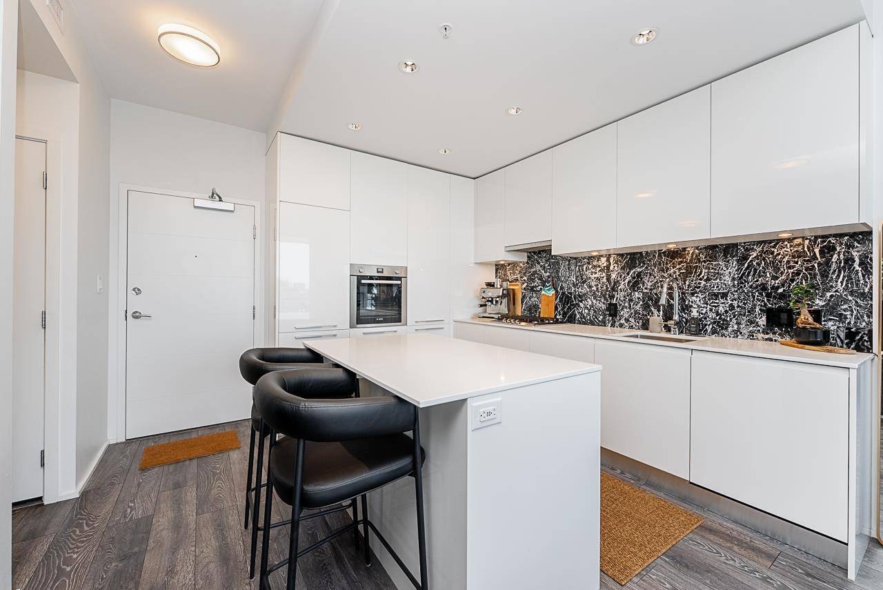 Burnaby, BC V5C 0K6,1955 Alpha WAY #1504