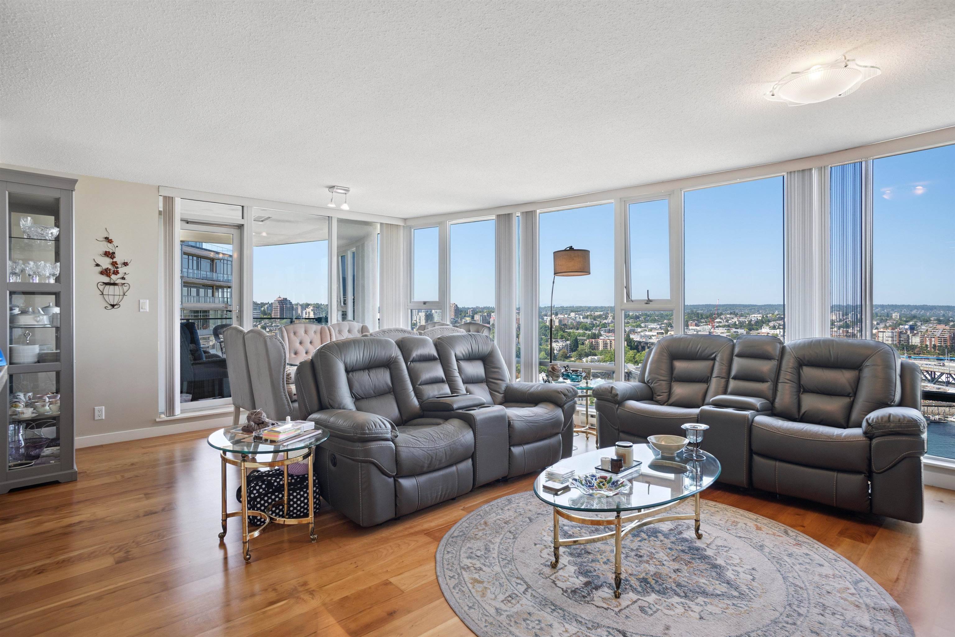 Vancouver, BC V6Z 3E5,455 Beach CRES #2703