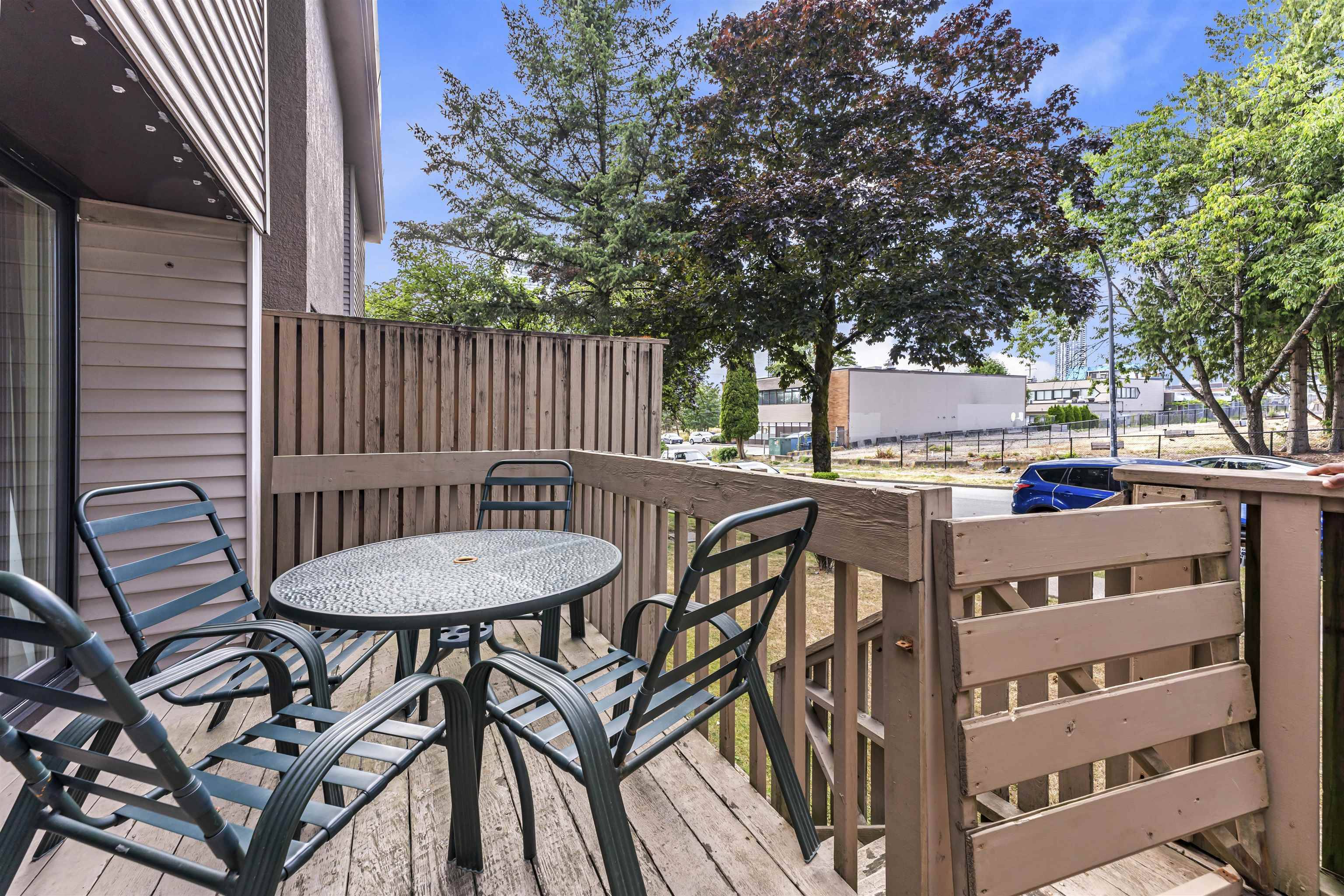 Surrey, BC V3T 1R9,13756 Central AVE #76