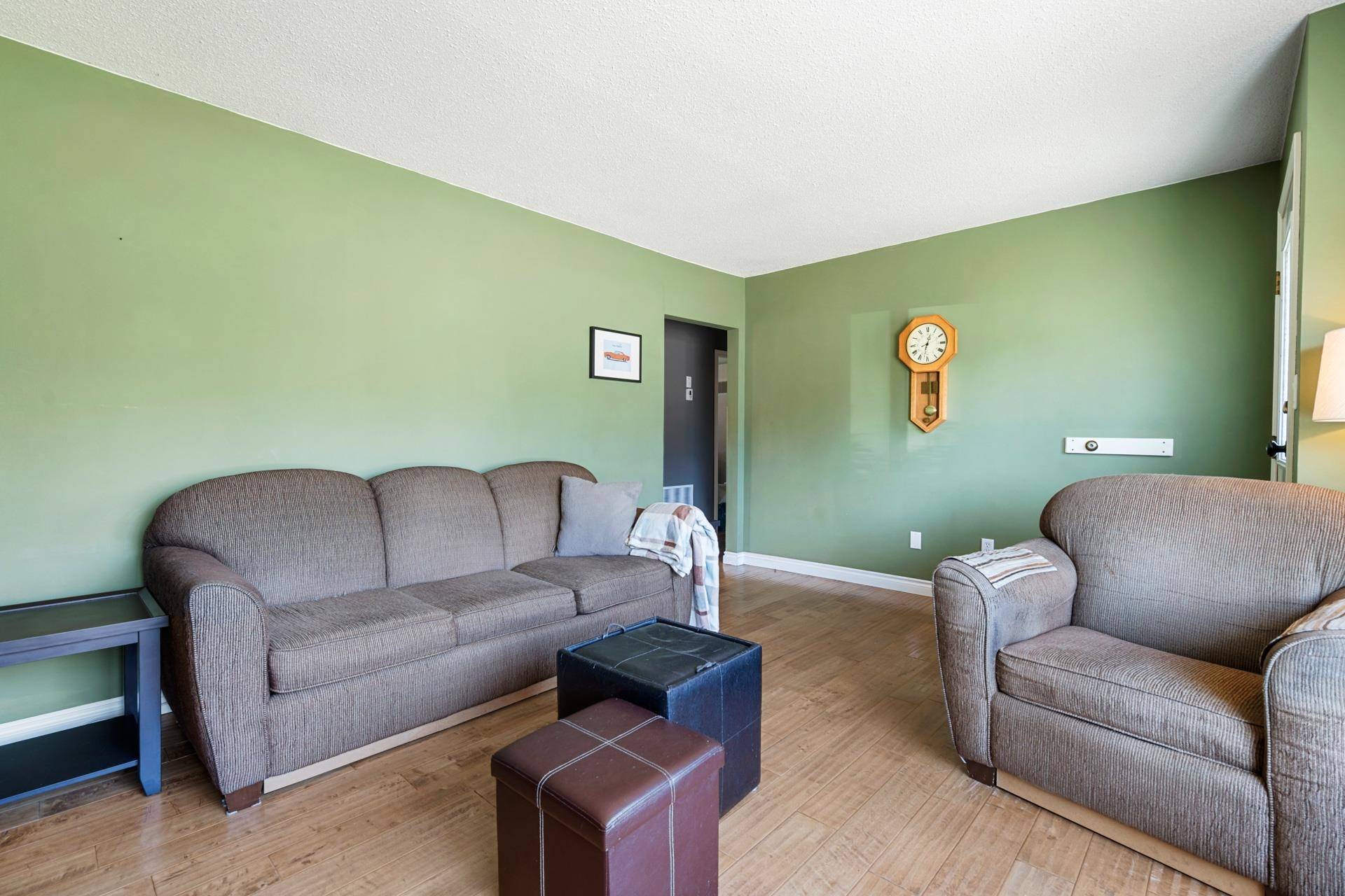 Port Coquitlam, BC V3B 3B5,3641 Inverness ST