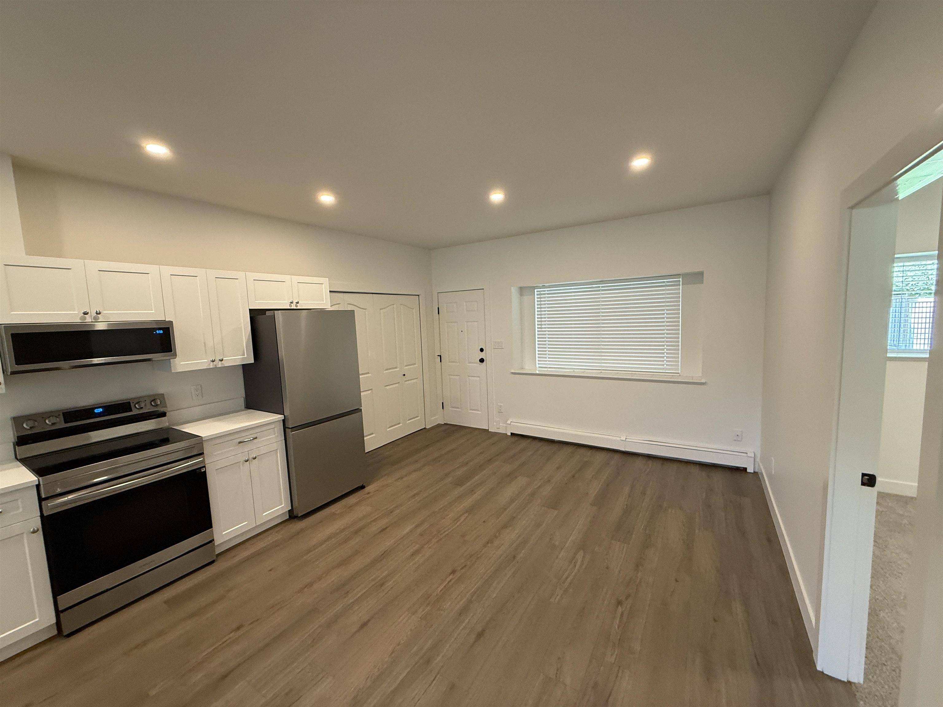 Surrey, BC V4A 3W6,2643 128 ST