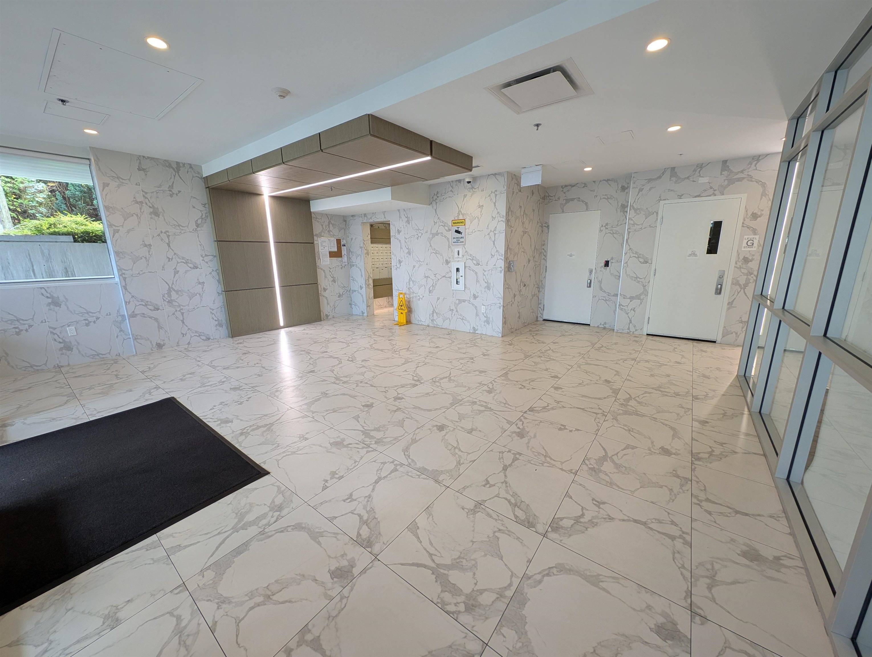 Vancouver, BC V5Z 2C3,528 W King Edward AVE #109