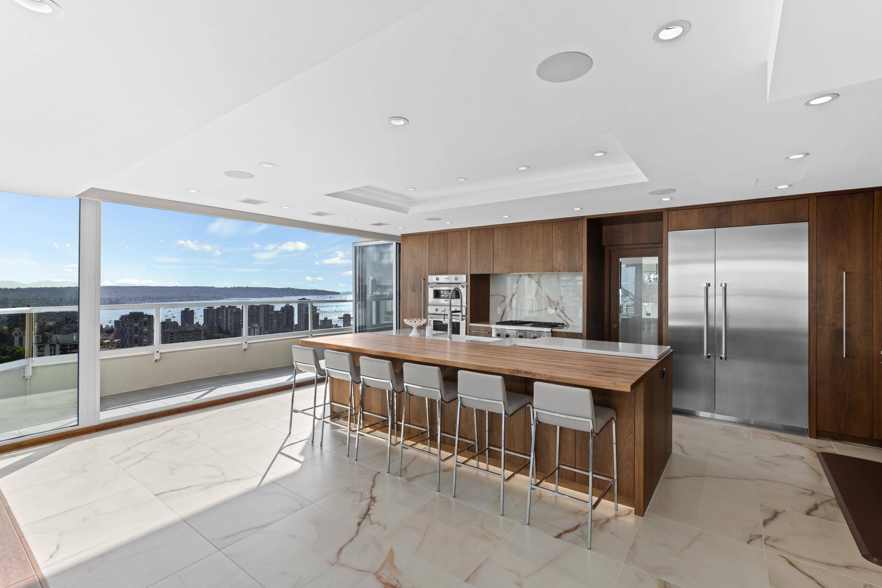 Vancouver, BC V6E 4L5,717 Jervis ST #3101