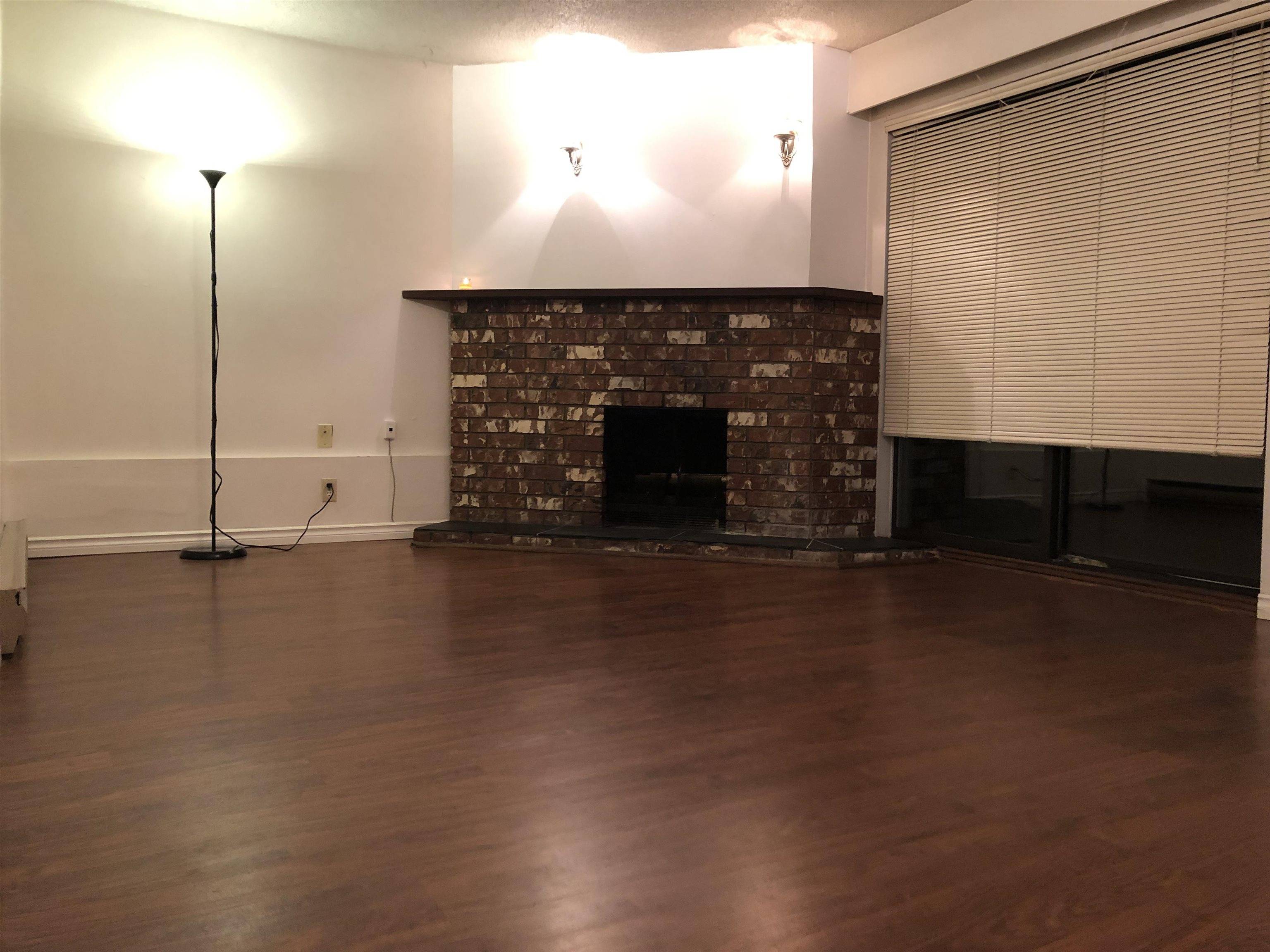 Burnaby, BC V5J 1E3,5155 Imperial ST #102