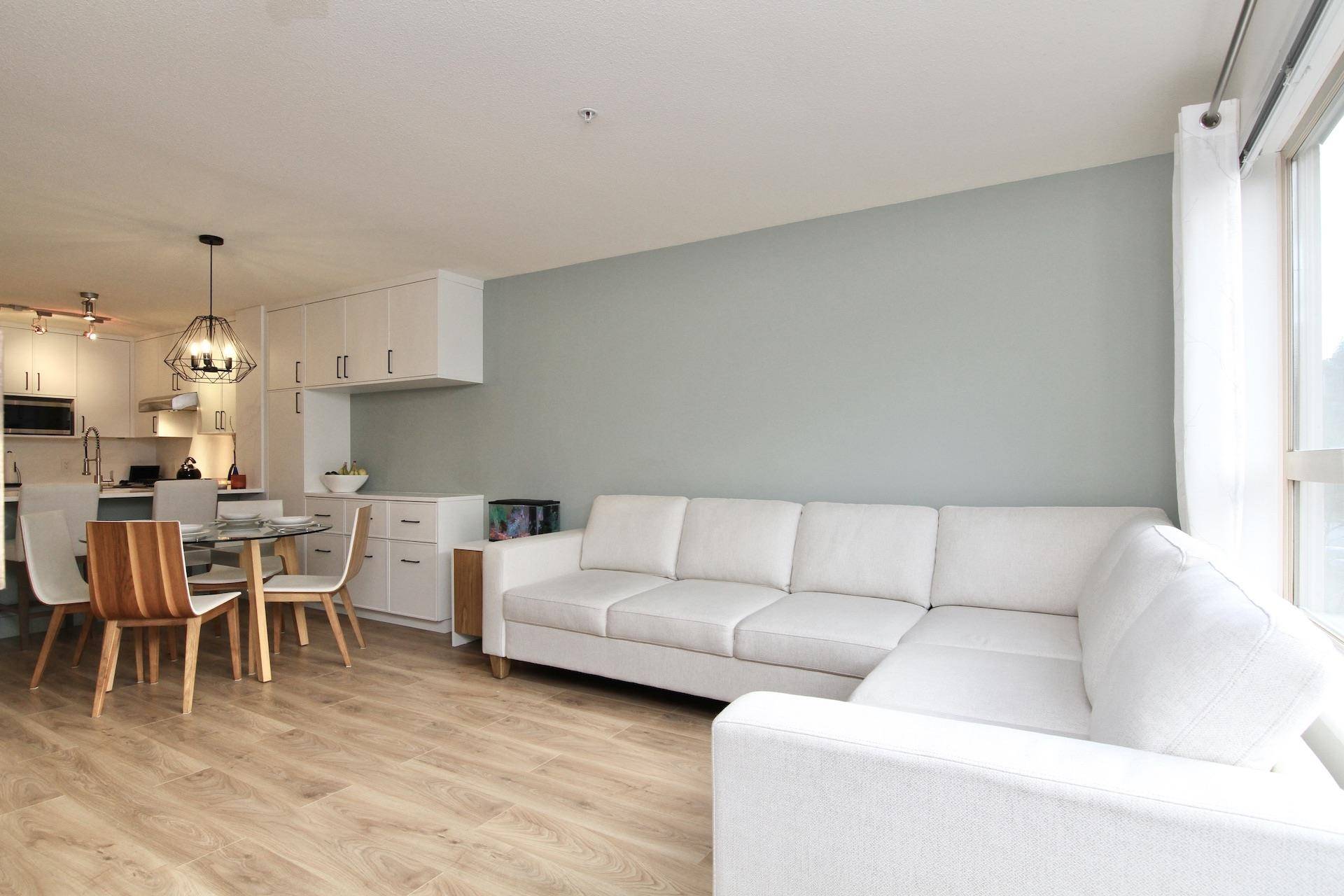 Port Moody, BC V3H 5L3,700 Klahanie DR #317