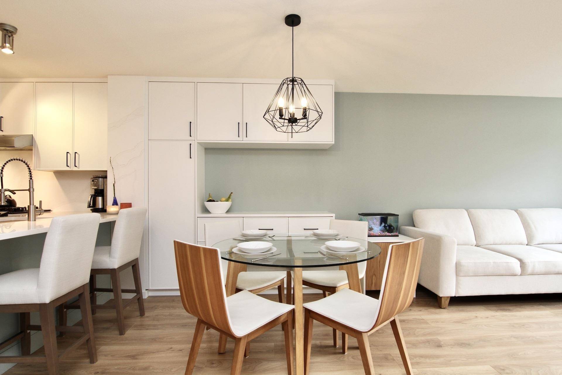 Port Moody, BC V3H 5L3,700 Klahanie DR #317