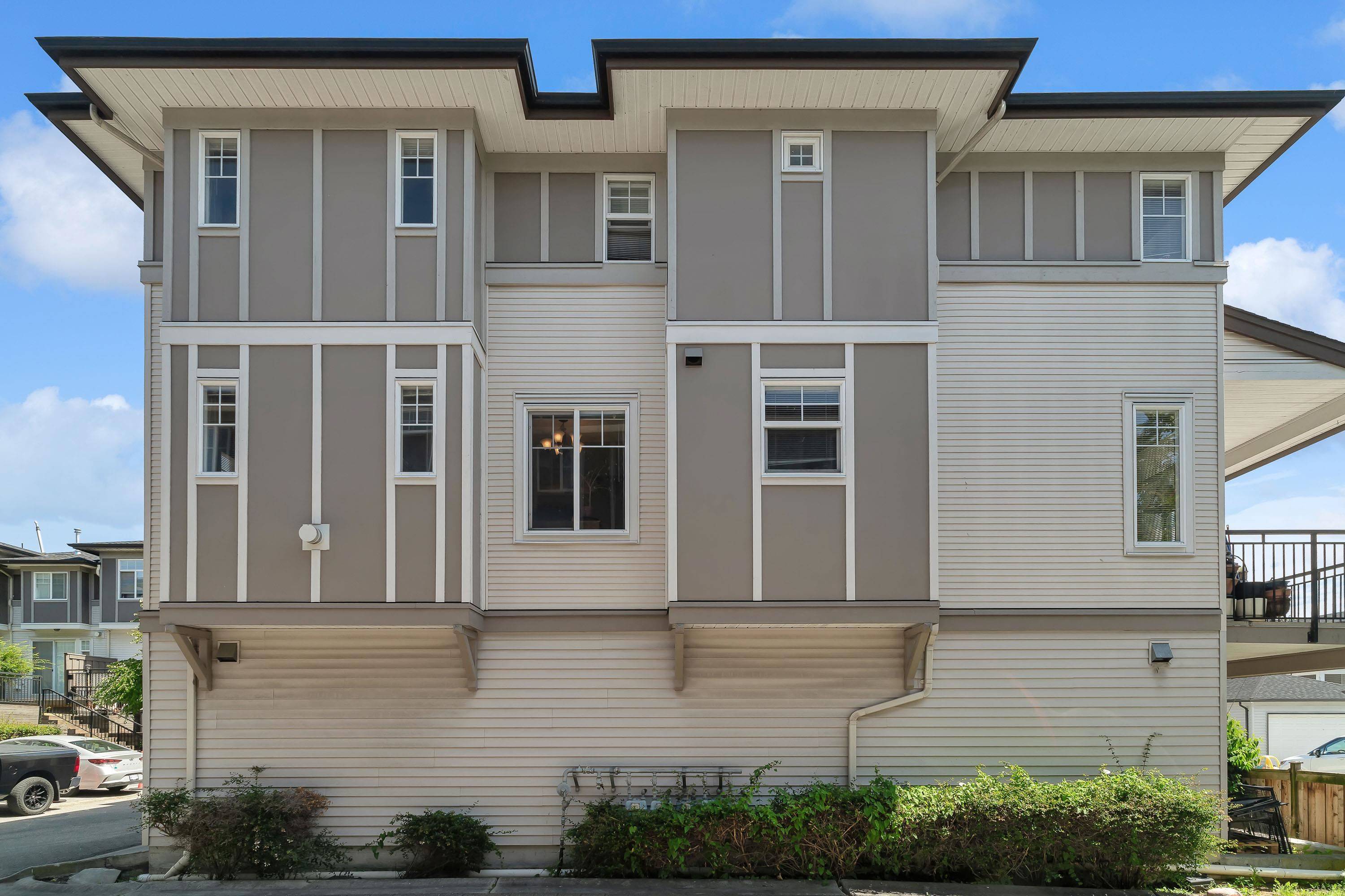 New Westminster, BC V3M 5C9,1010 Ewen AVE #40