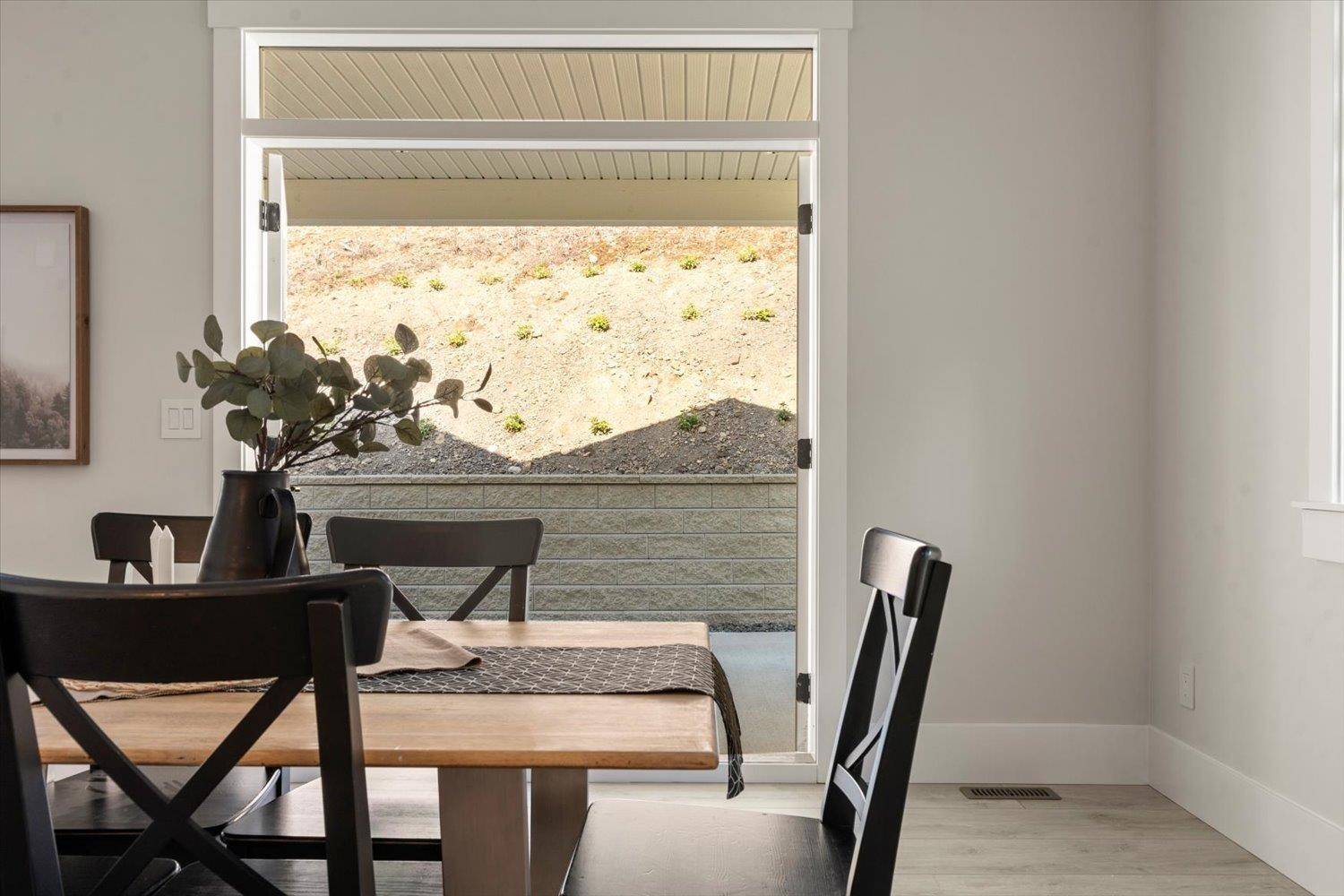 Lindell Beach, BC V2R 0X8,43352 Blue Grouse LN