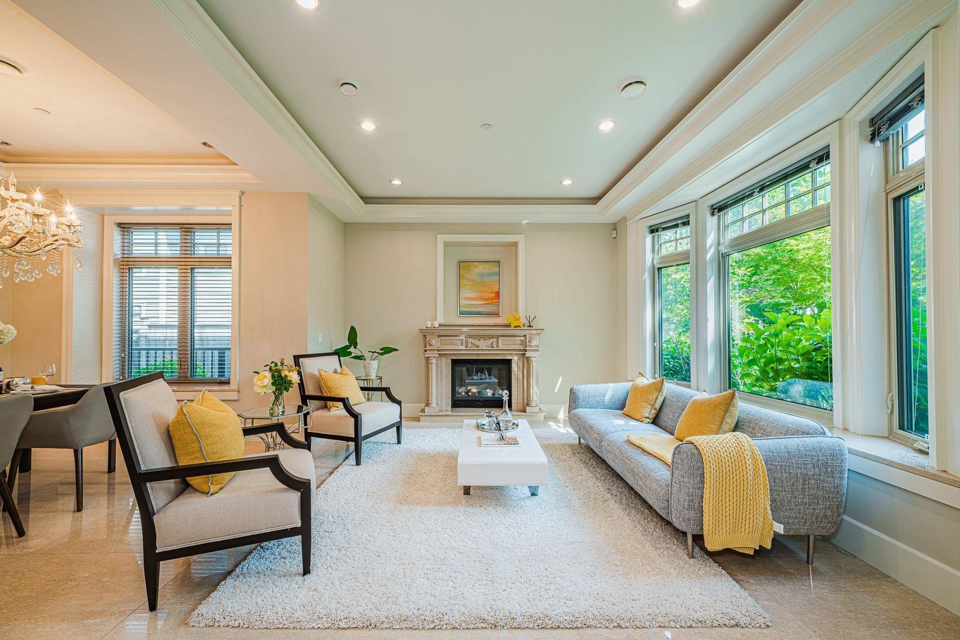 Vancouver, BC V6P 5P5,7165 Maple ST