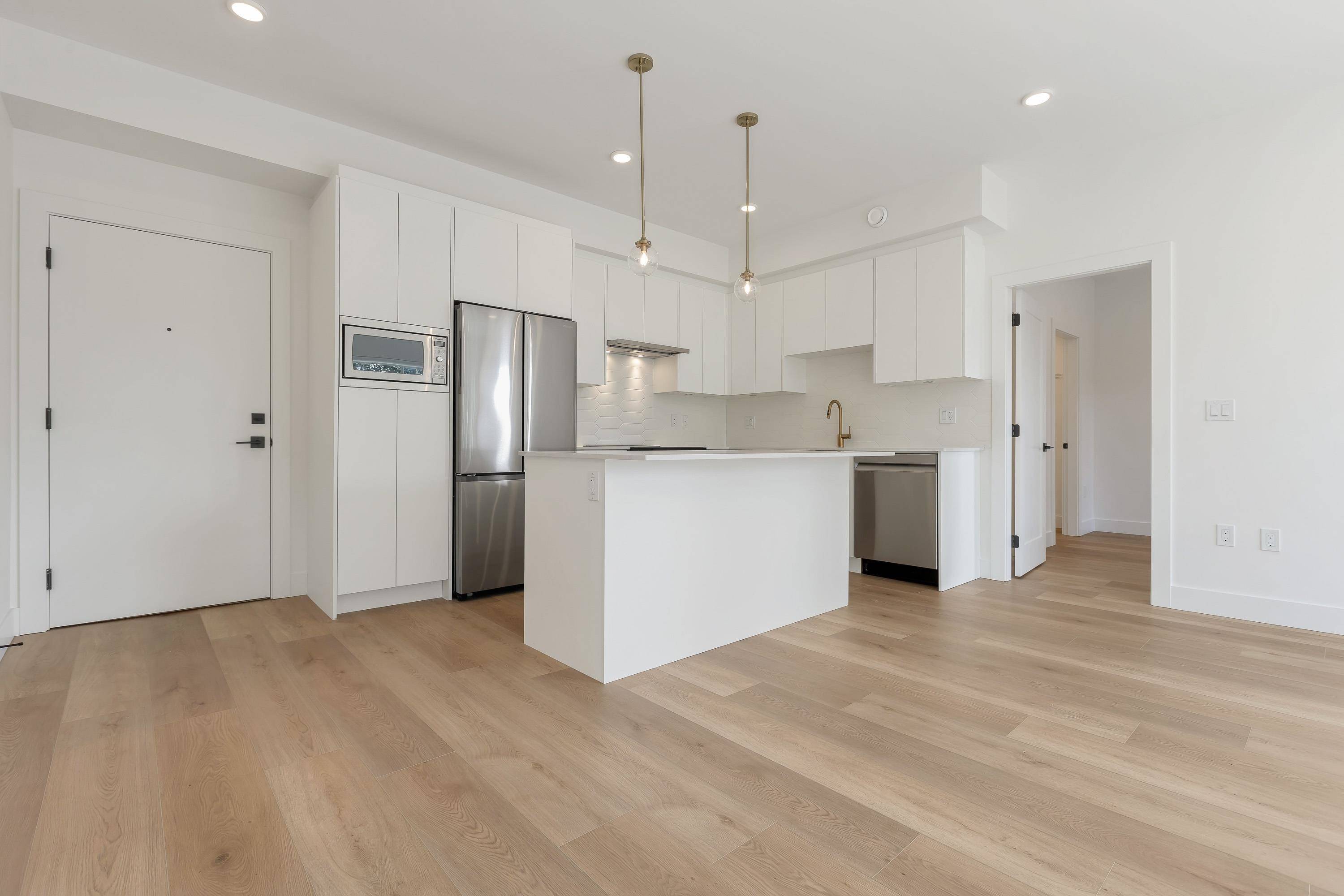 Langley, BC V2Y 1T9,20286 72b AVE #411