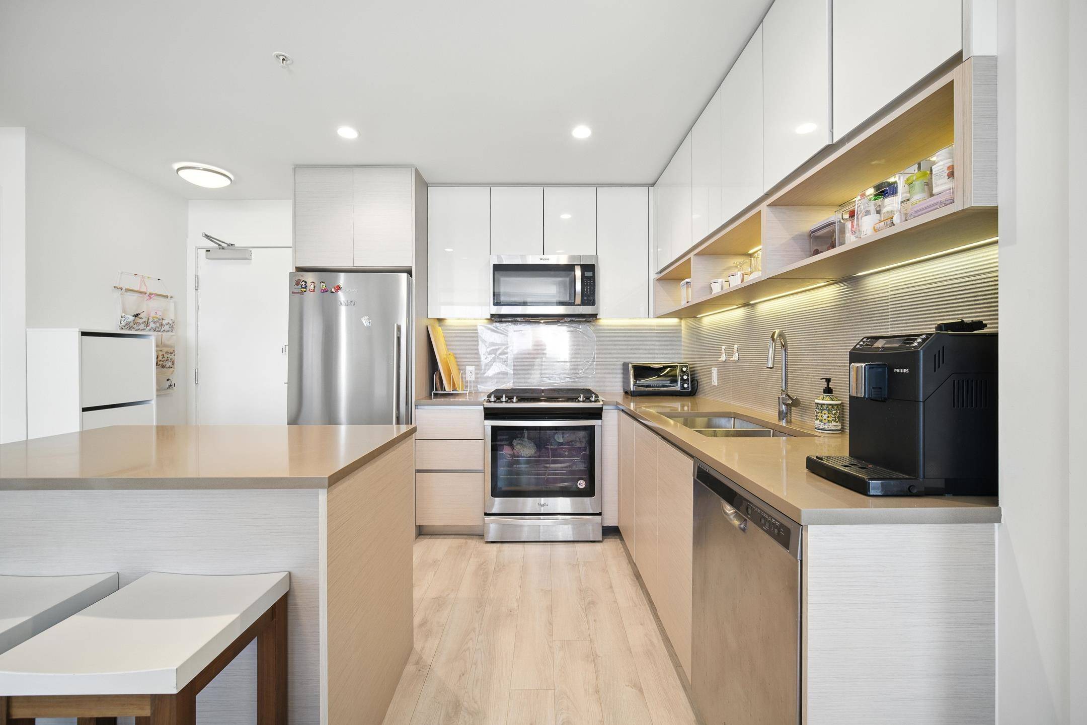 Burnaby, BC V5A 0C8,8850 University CRES #1106