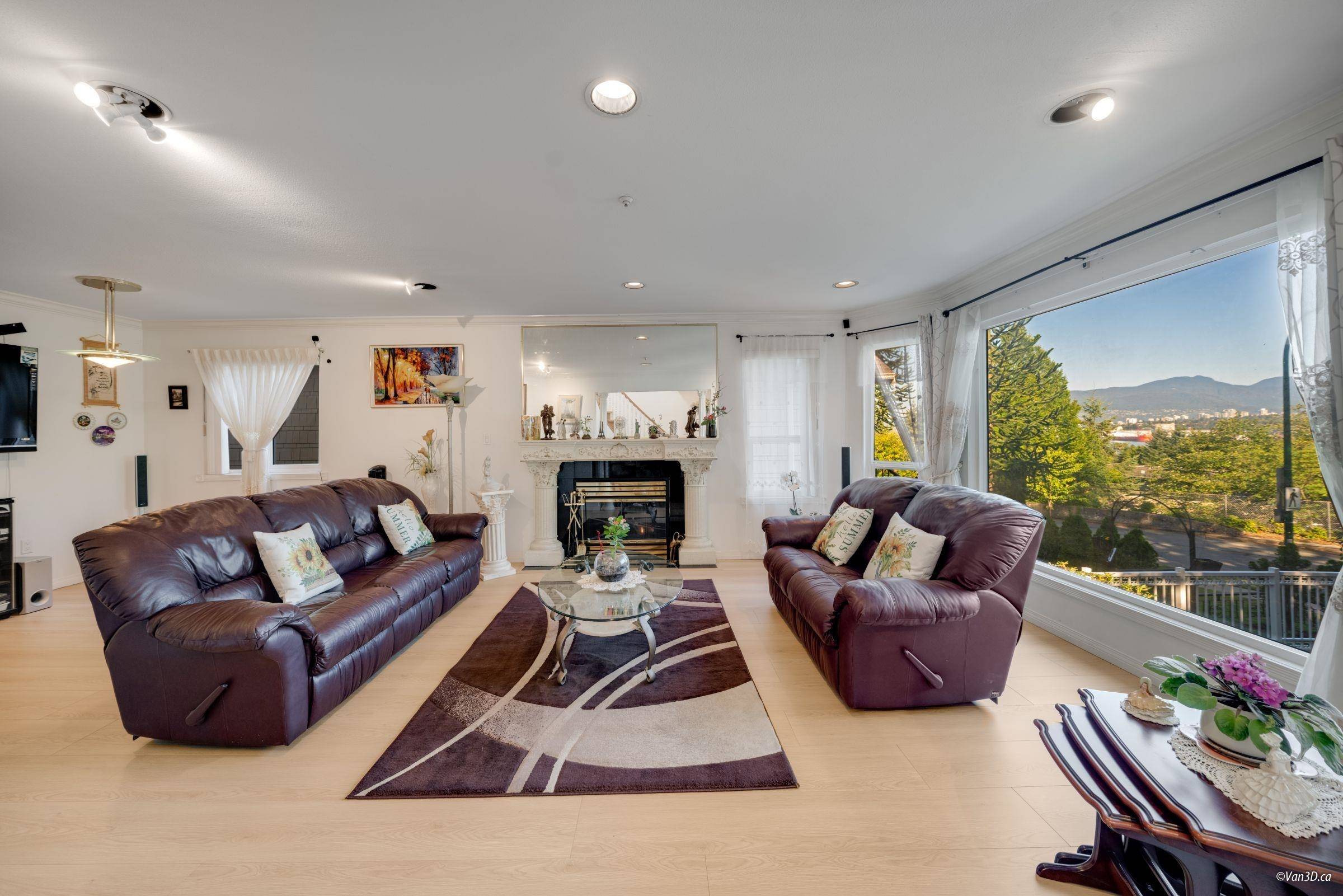 Vancouver, BC V5K 1M2,3436 Cambridge ST