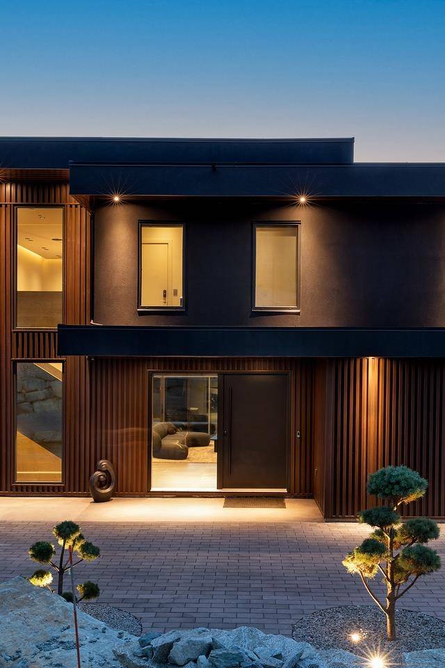 Whistler, BC V8E 1M1,9228 Wedgemount Plateau DR