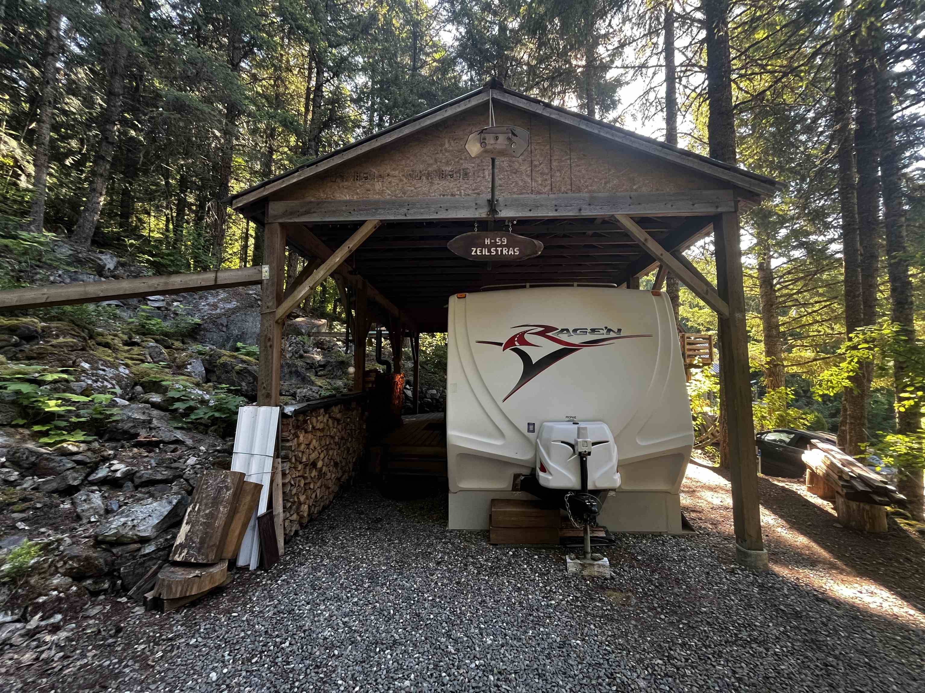 Sunshine Valley, BC V0X 1L5,H59 Blueberry CRES