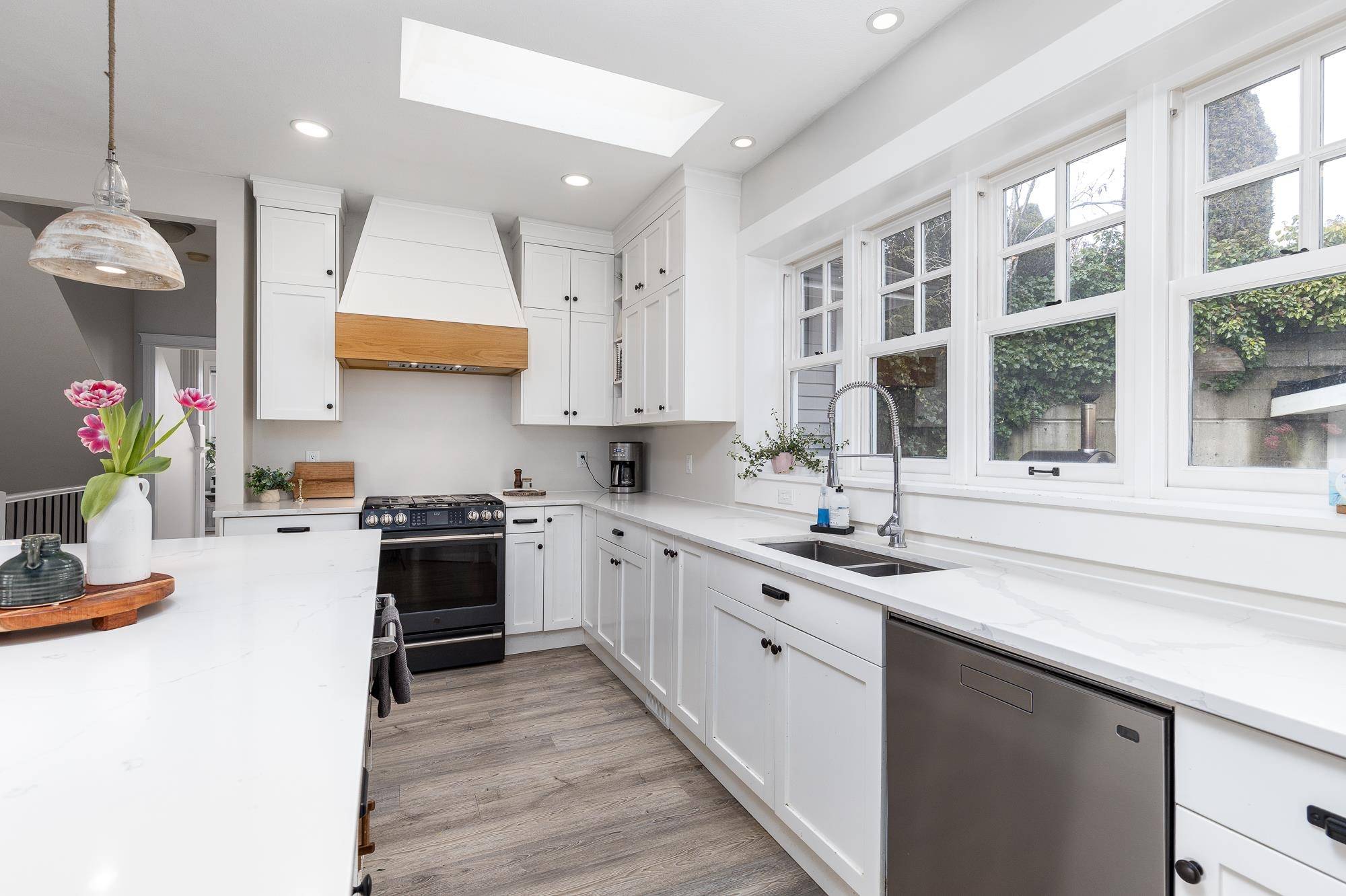 Abbotsford, BC V2T 6W9,31491 Spur AVE #9