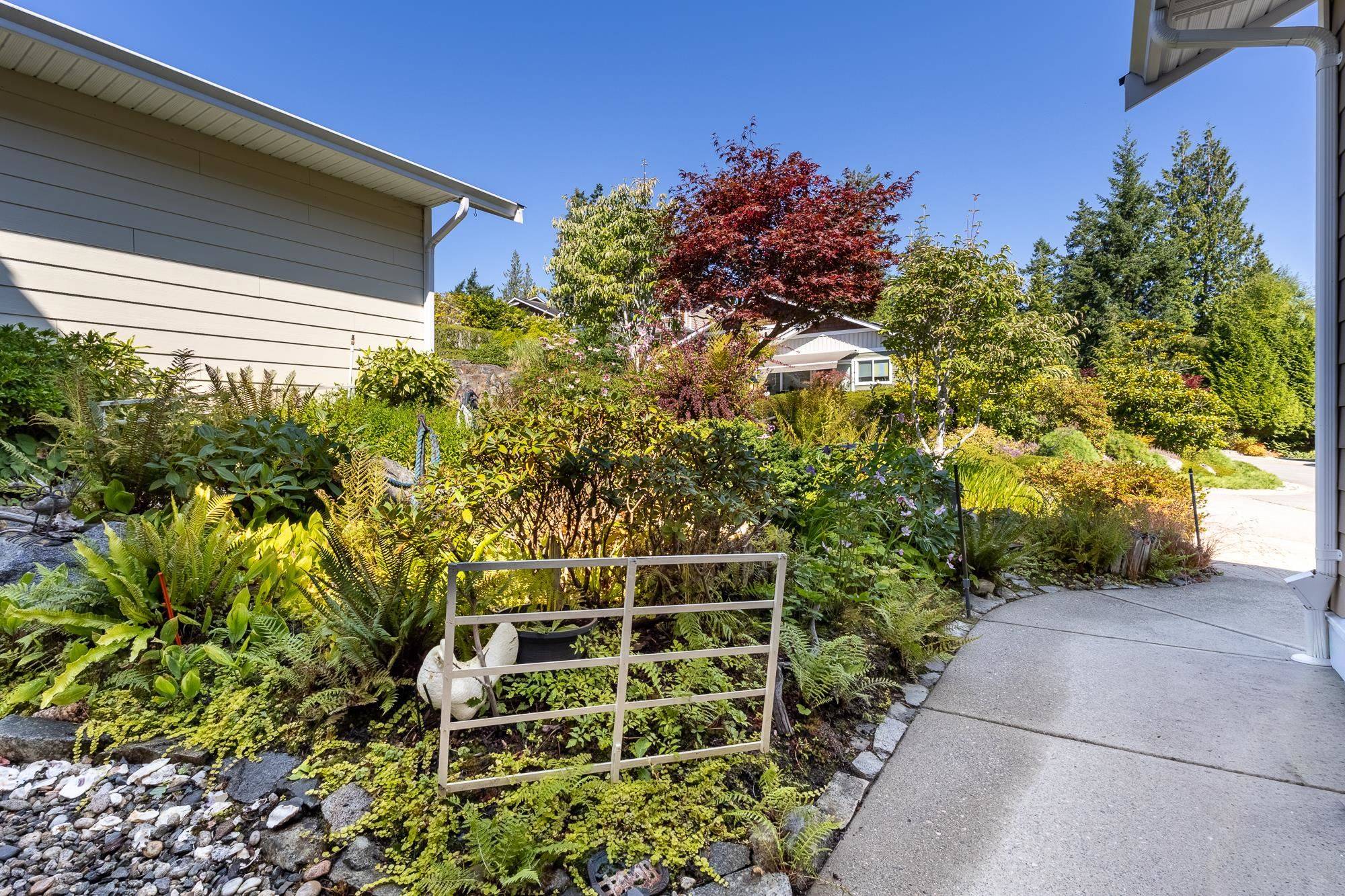 Madeira Park, BC V0N 2H1,12710 Lagoon RD #22