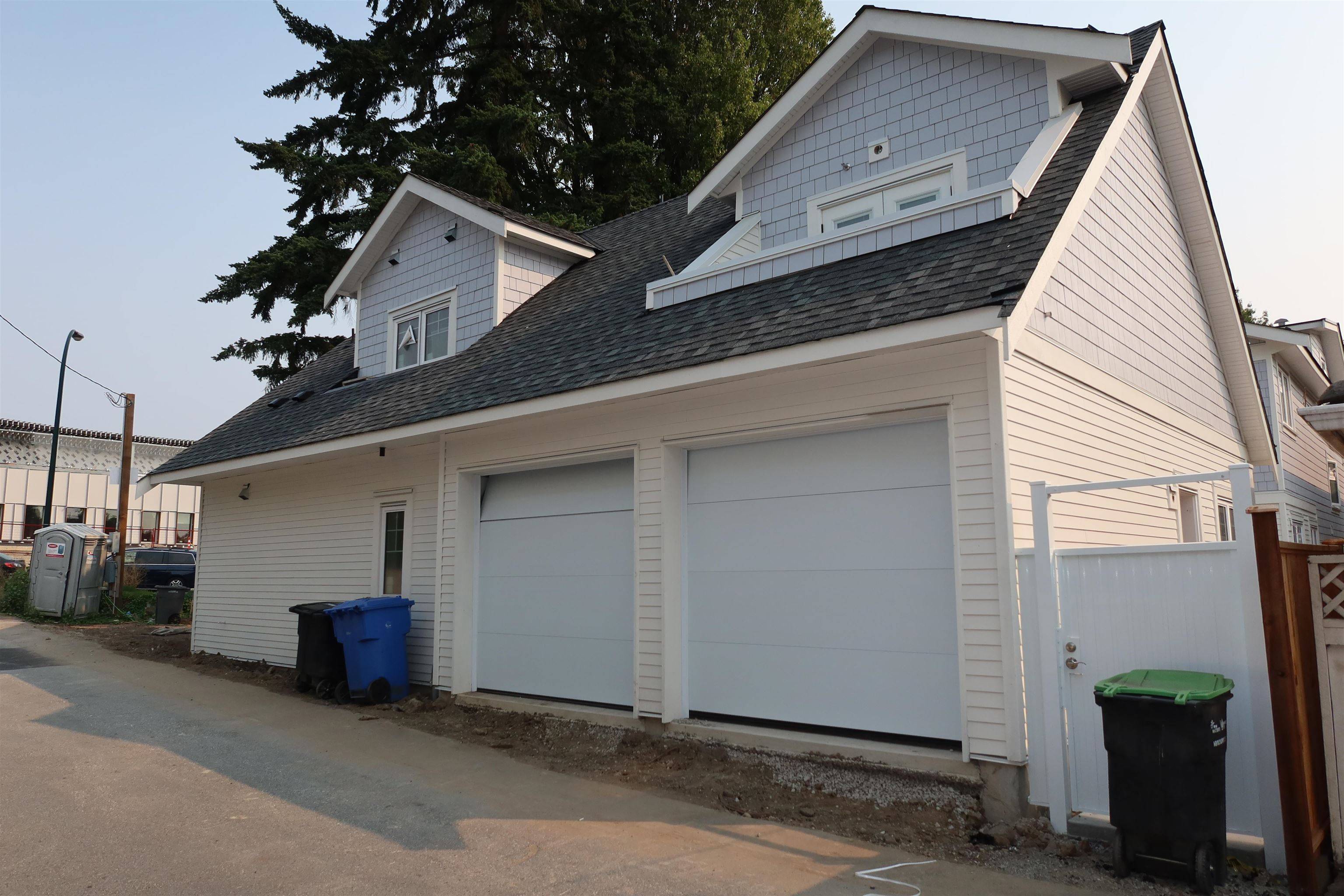 Vancouver, BC V6P 2J4,970 Park DR