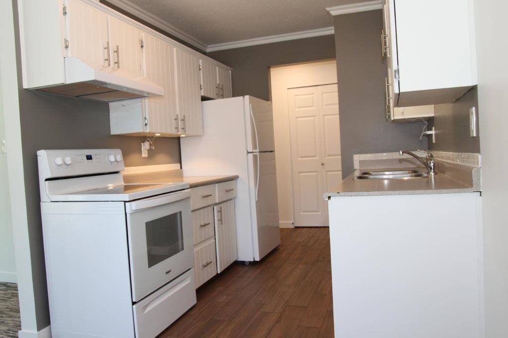 Abbotsford, BC V2S 6E8,33664 Marshall RD #301