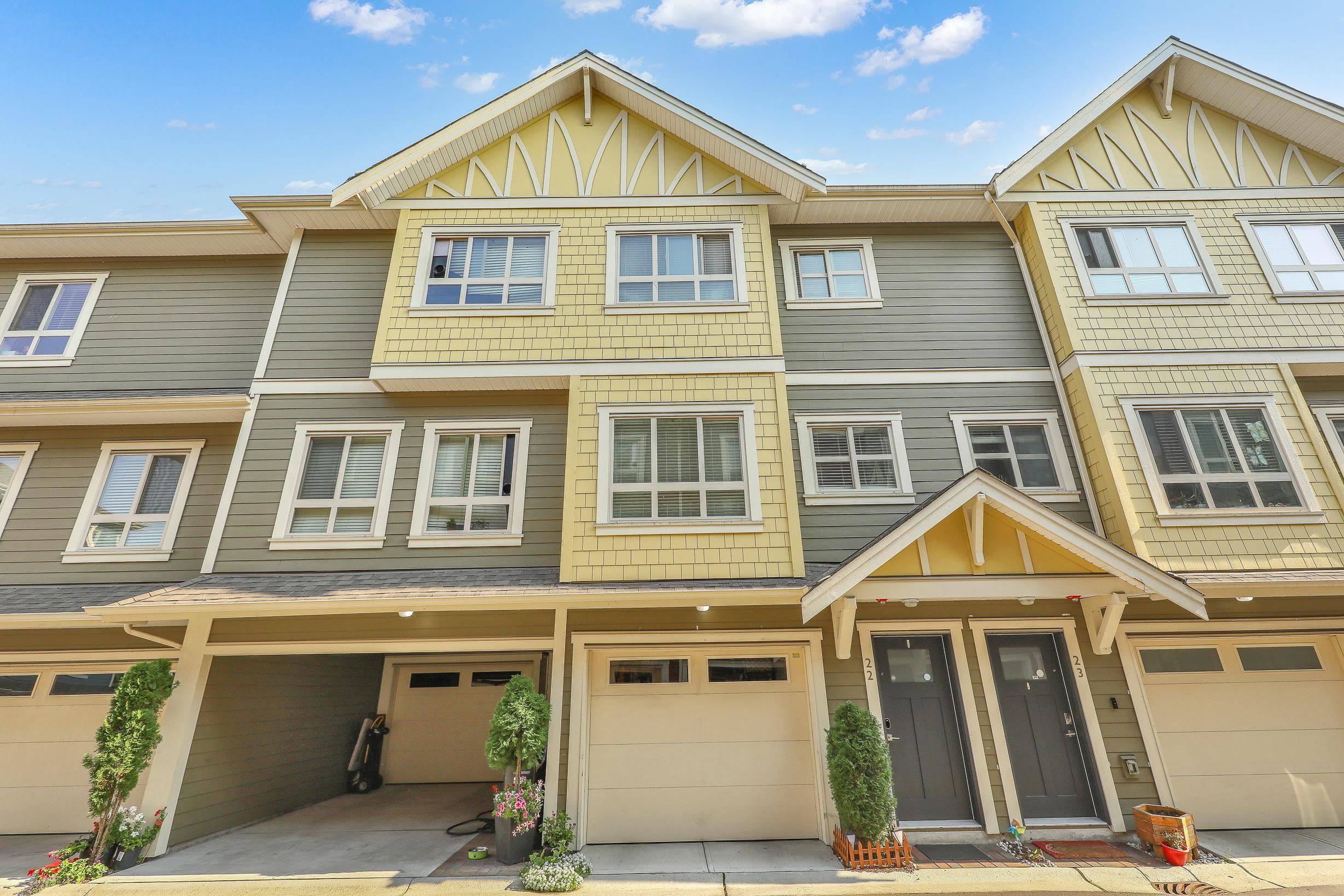 New Westminster, BC V3M 0K6,843 Ewen AVE #22