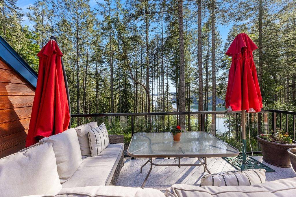 Halfmoon Bay, BC V0N 1Y2,5471 Secret Cove RD #28