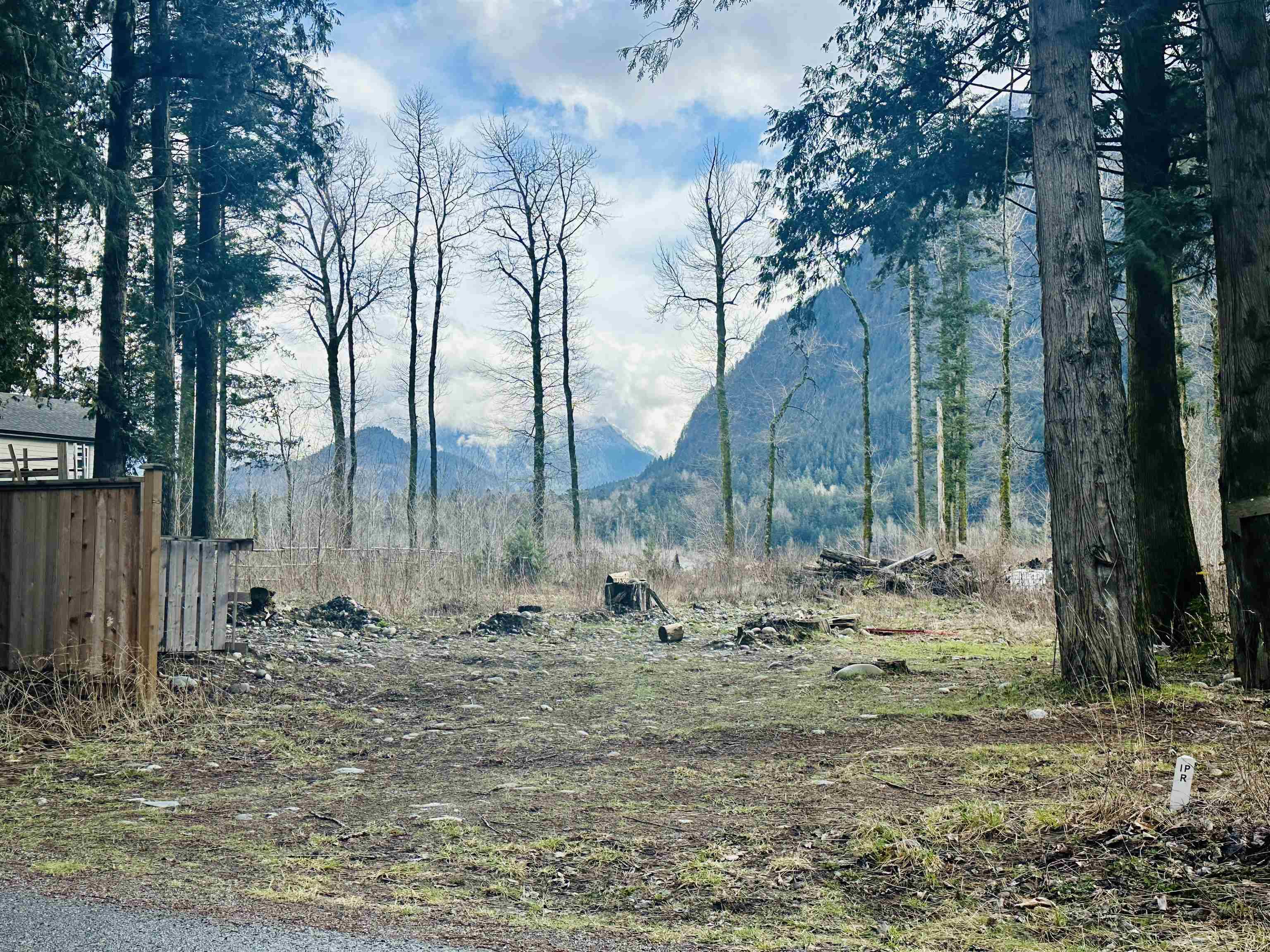 Hope, BC V0X 1L3,20808 Landstrom RD