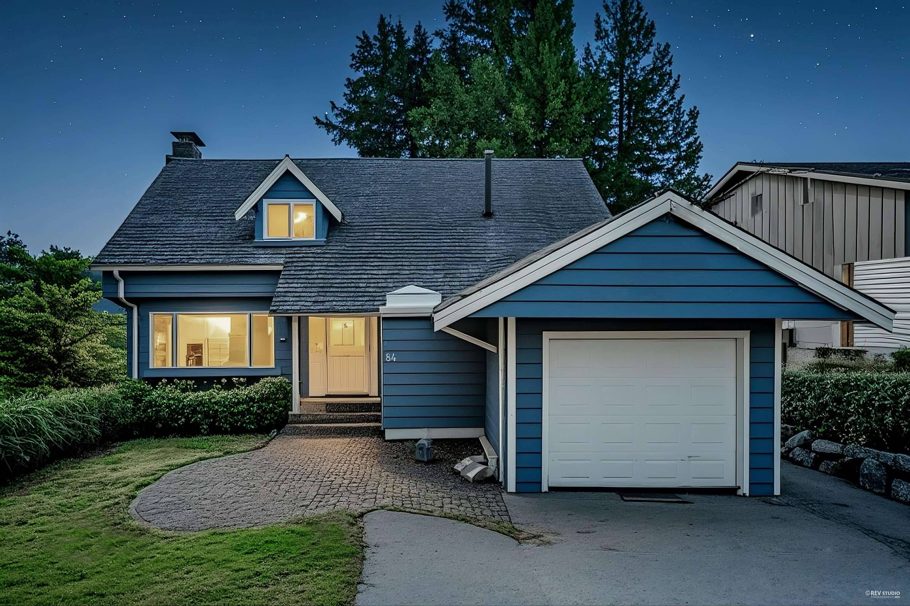 West Vancouver, BC V7S 1B7,84 Laurie CRES