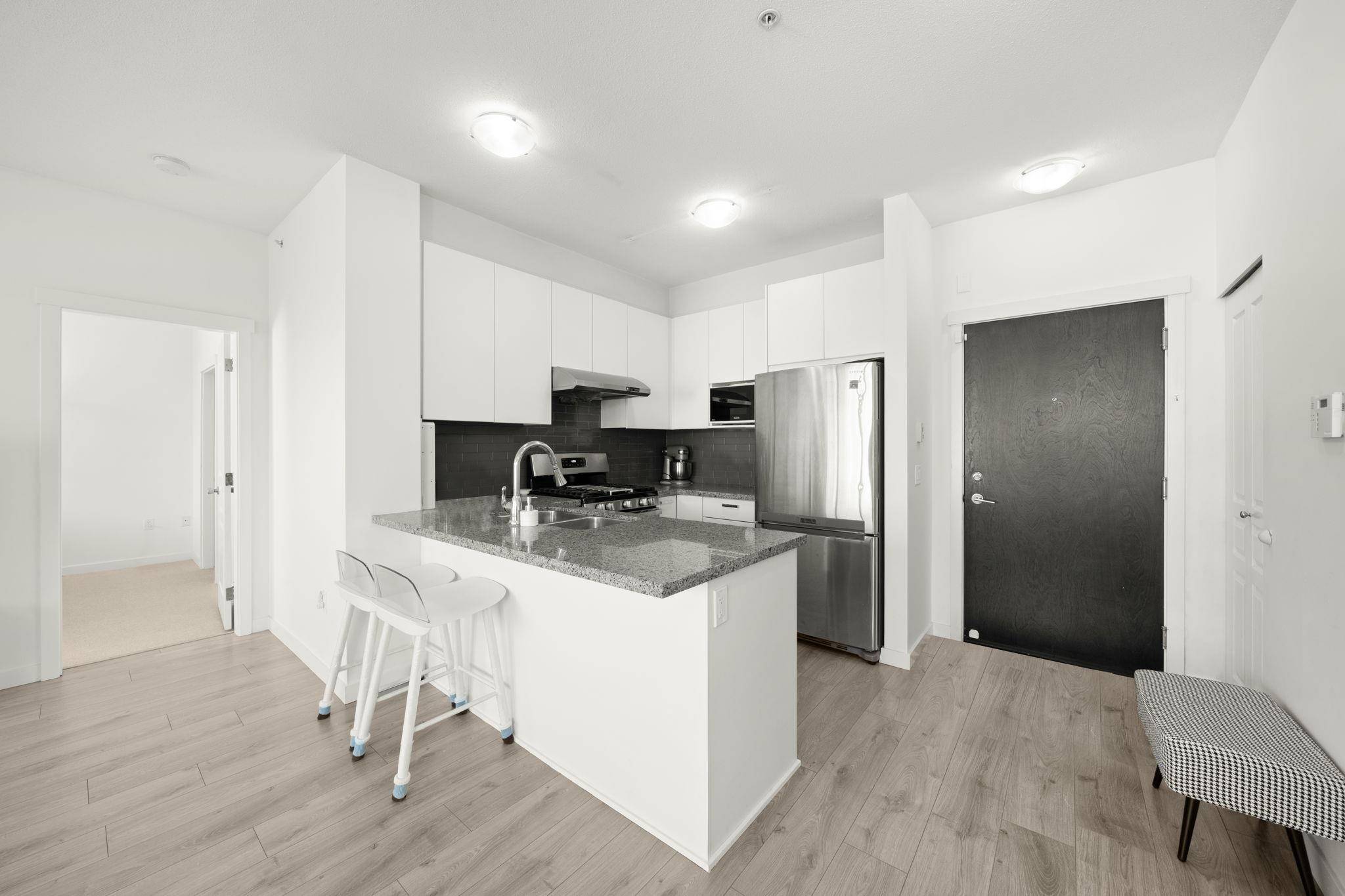 Richmond, BC V6X 0J7,9388 Mckim WAY #438