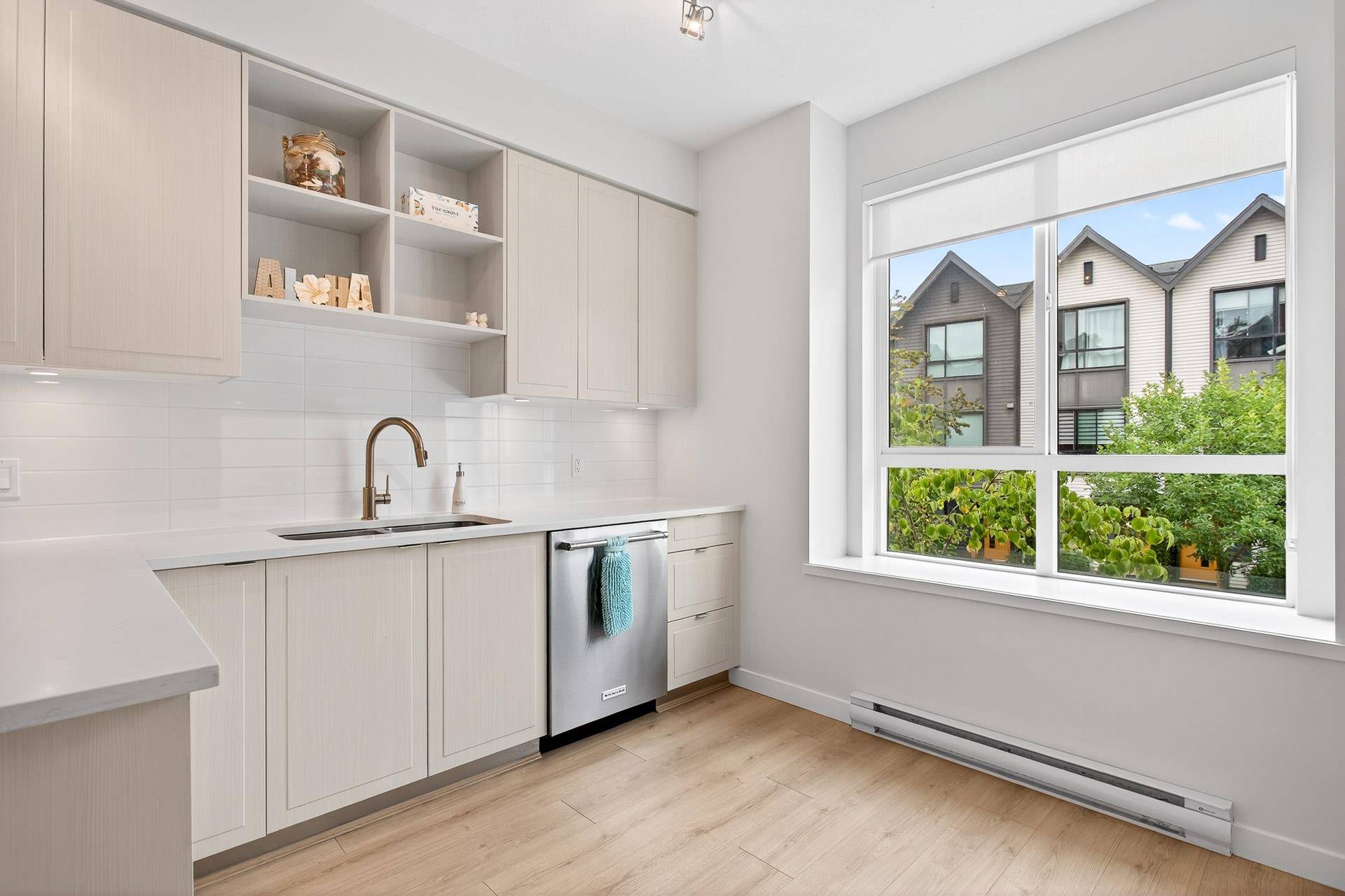 Port Coquitlam, BC V3B 0M4,2380 Ranger LN #69