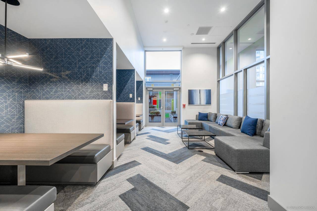 Burnaby, BC V5H 0J3,6700 Dunblane AVE #2406