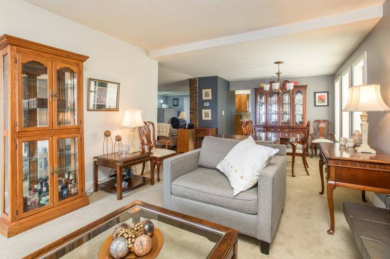 New Westminster, BC V3L 4W4,918 Ladner ST