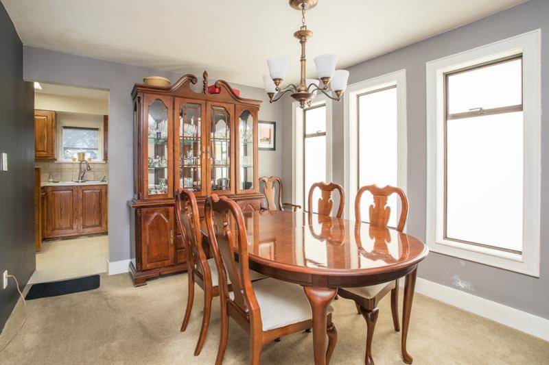 New Westminster, BC V3L 4W4,918 Ladner ST