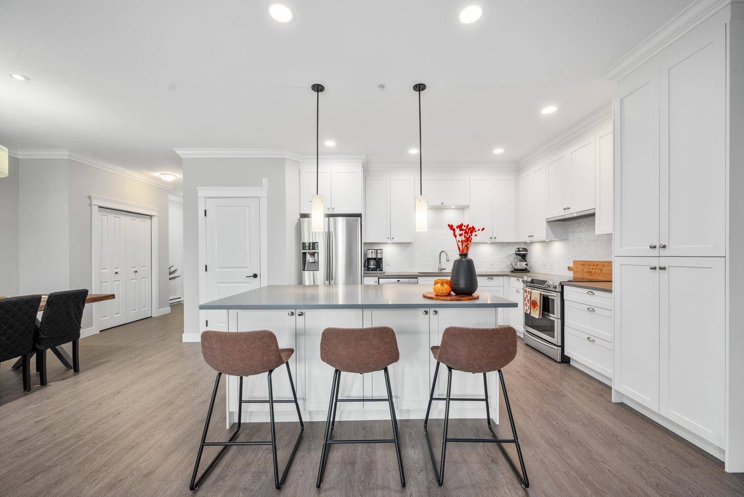 Maple Ridge, BC V2W 0J3,10525 240 ST #38