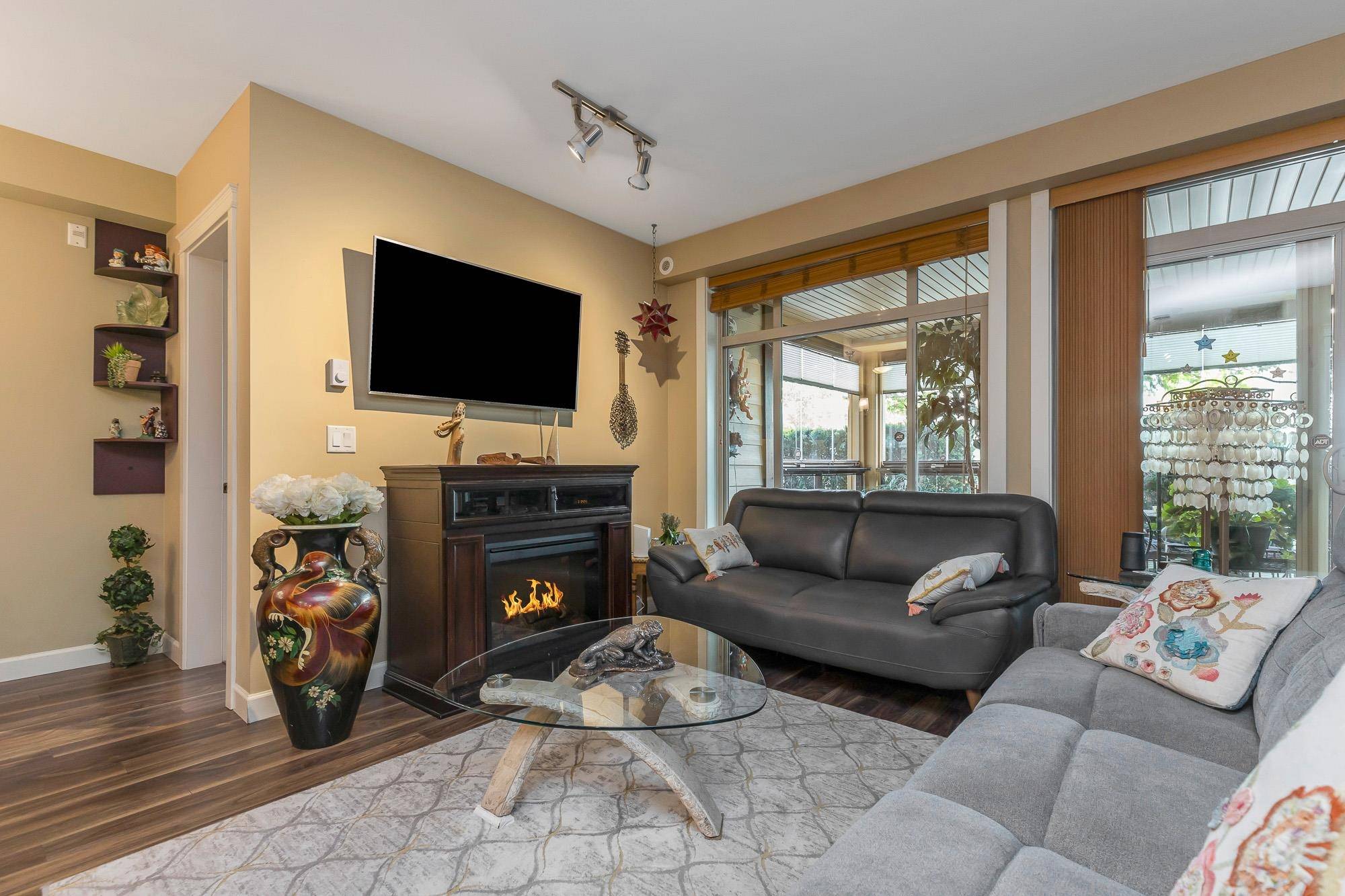 Abbotsford, BC V2T 0G5,2860 Trethewey ST #129