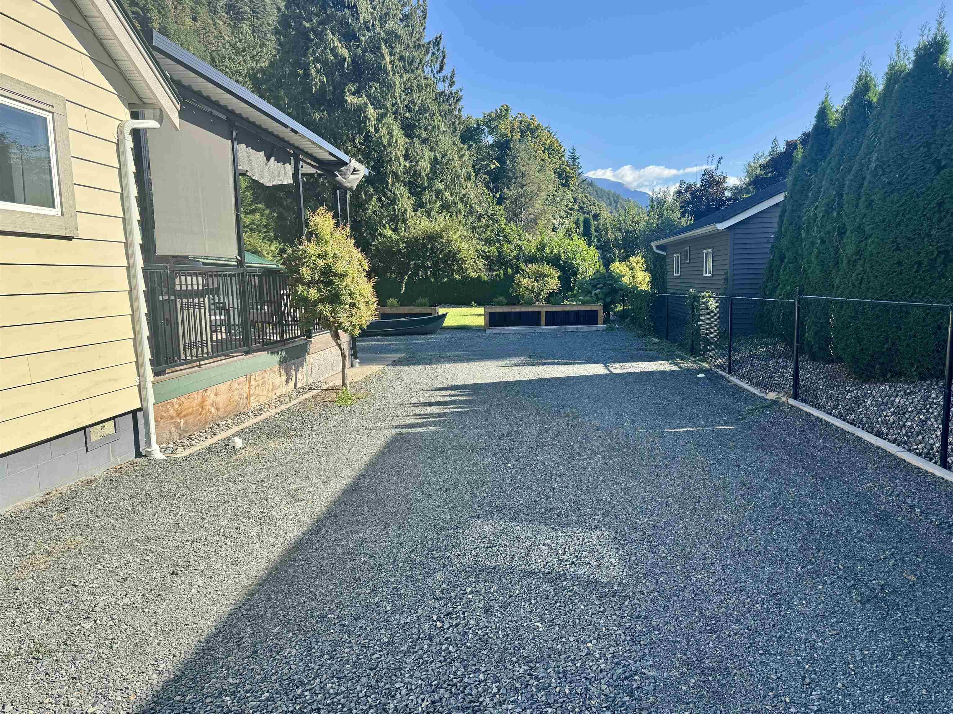 Harrison Hot Springs, BC V0M 1K0,562 Lillooet AVE