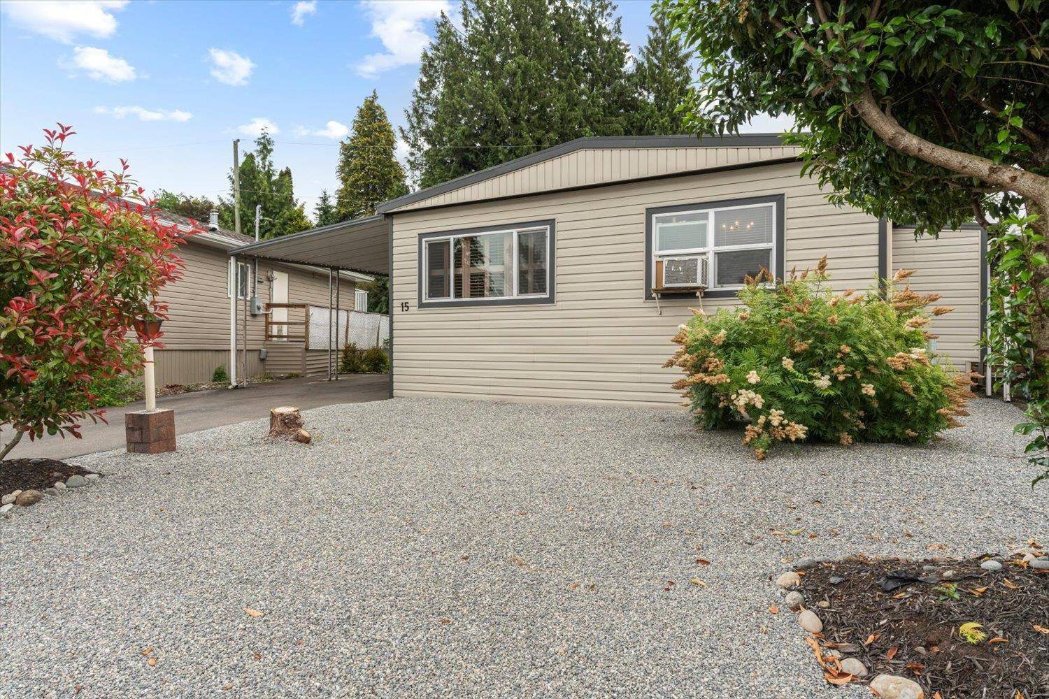 Abbotsford, BC V2T 4T1,31313 Livingstone AVE #15