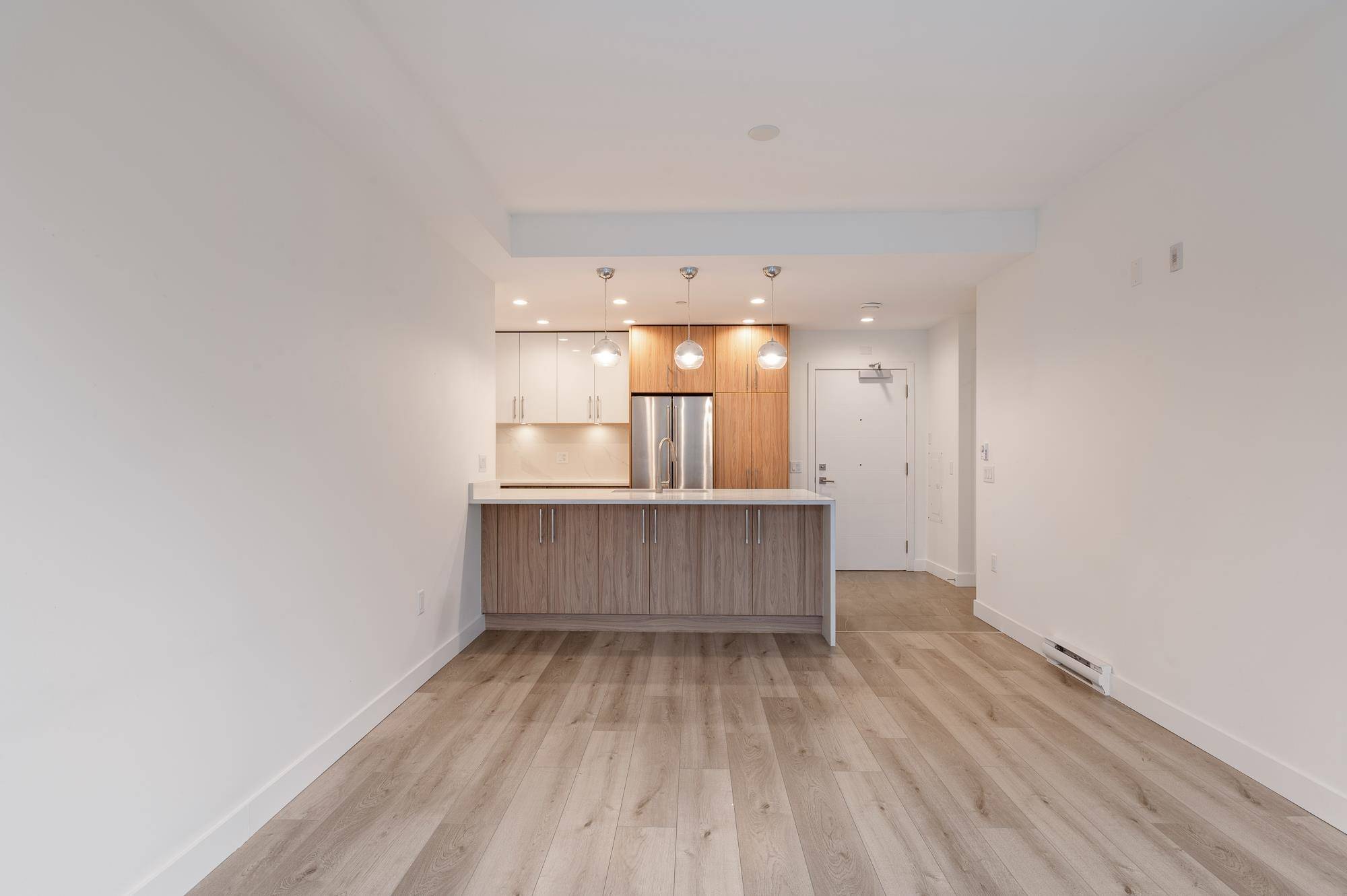 Maple Ridge, BC V2X 6A2,11718 224 ST #101