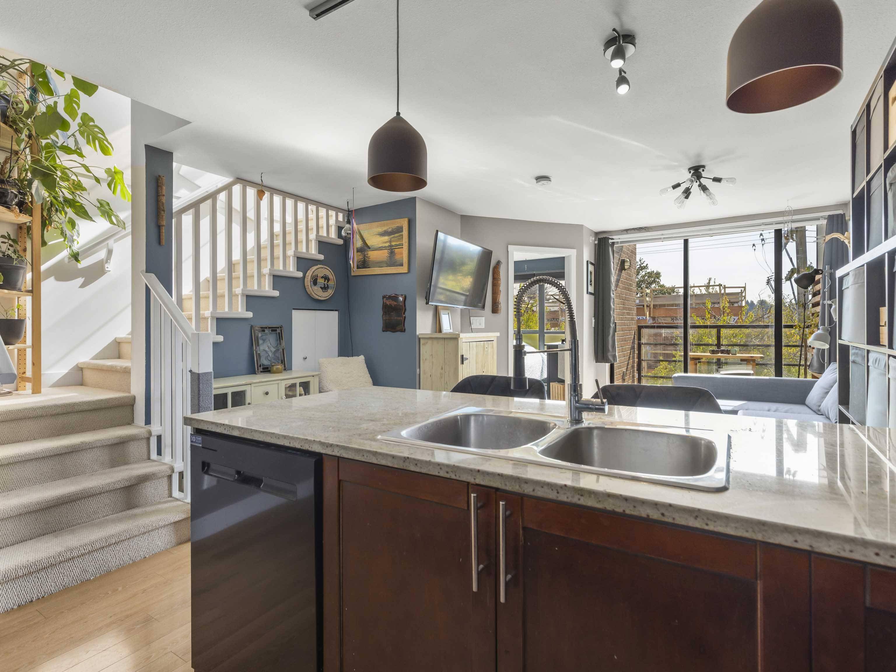 Vancouver, BC V5L 0A5,2150 E Hastings ST #PH20