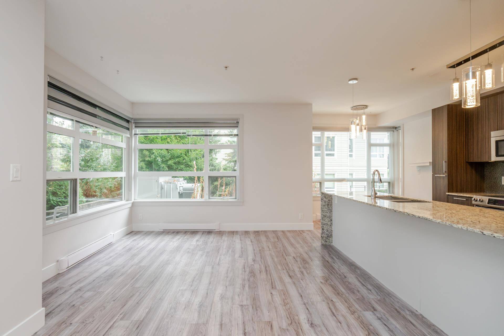 Langley, BC V2Y 0L4,20211 66 AVE #A217