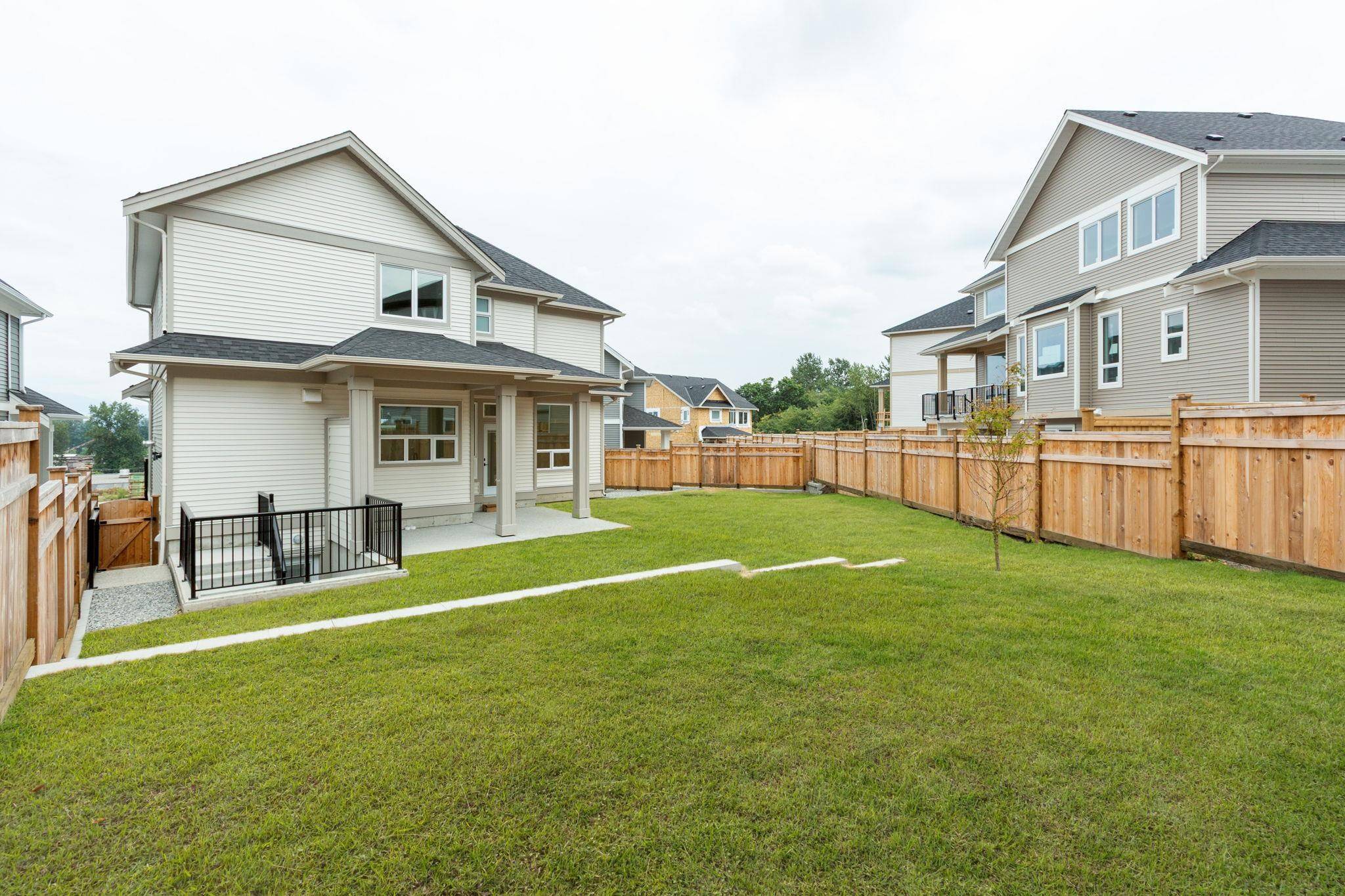 Surrey, BC V4N 5V9,10125 Elderberry CRES