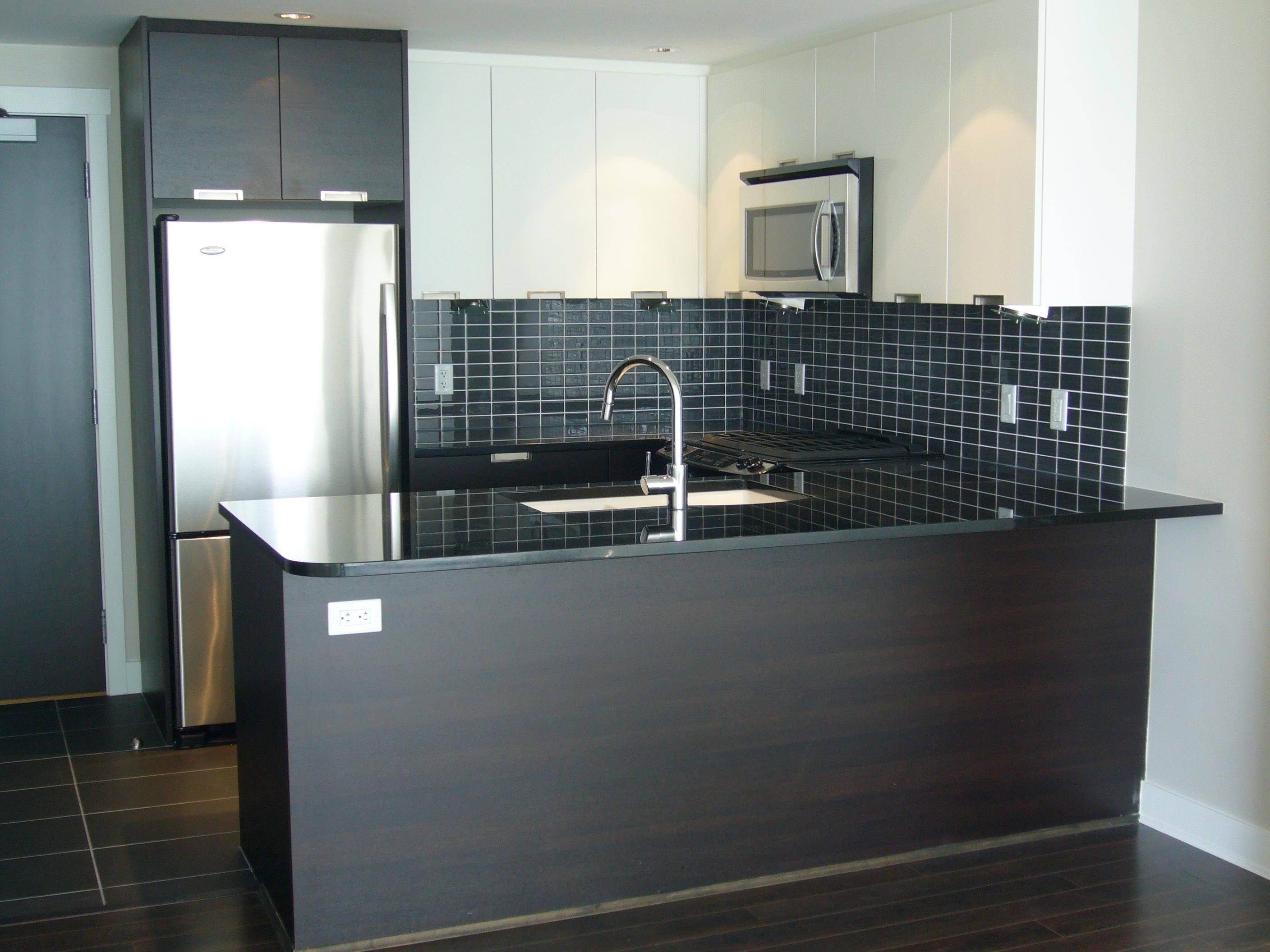 Coquitlam, BC V3B 0C4,2968 Glen DR #2506