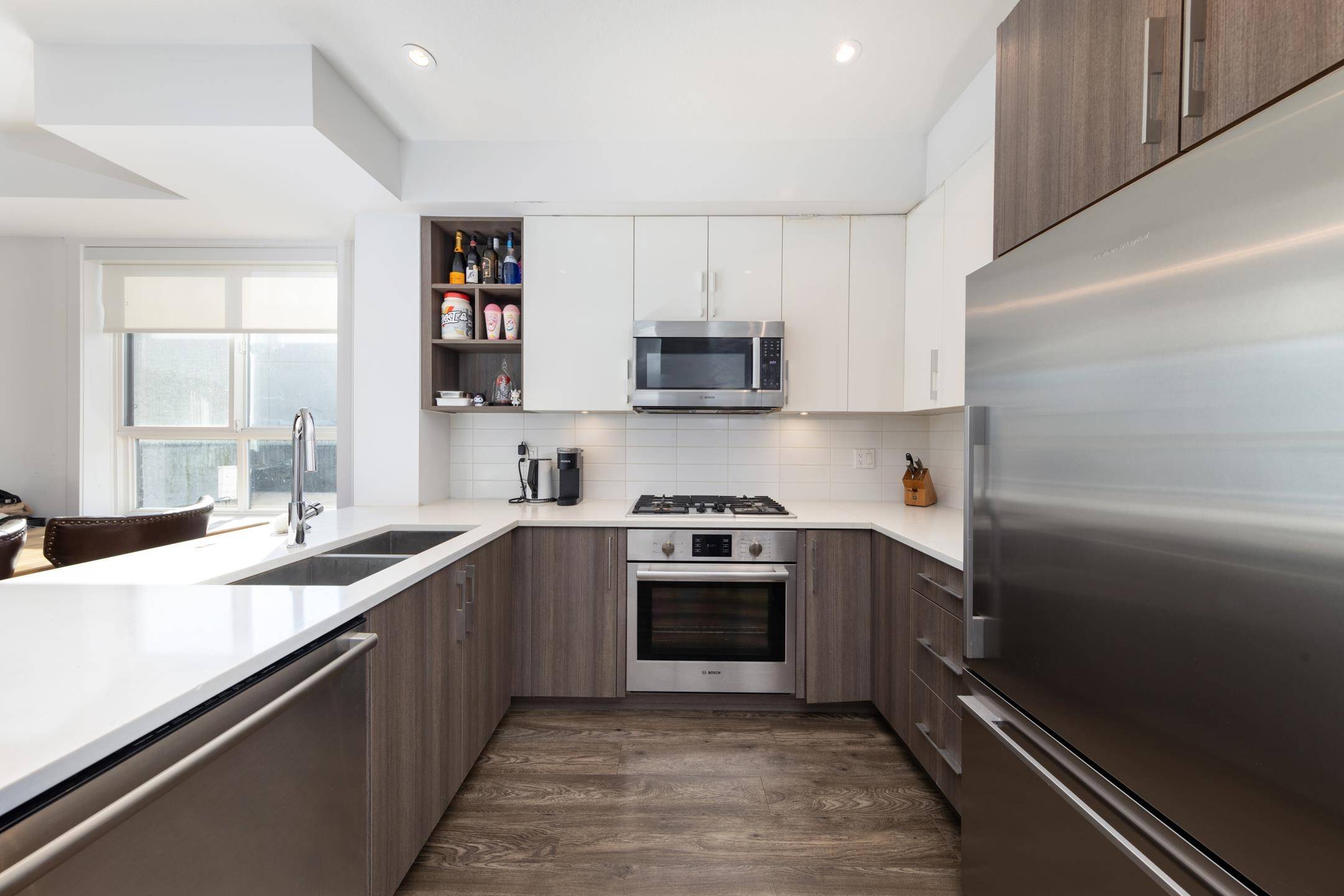 Burnaby, BC V5J 4N4,7039 Macpherson AVE #21