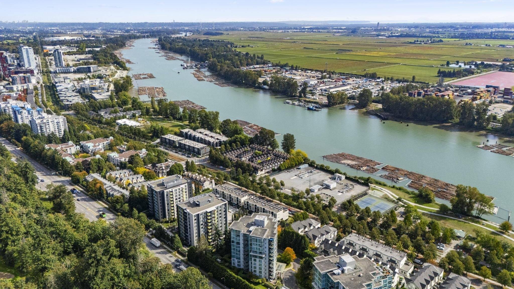 Vancouver, BC V5S 4V4,2763 Chandlery PL #707