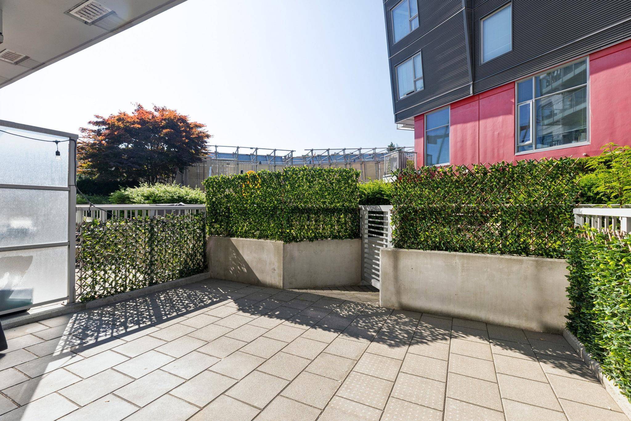 Vancouver, BC V5T 0G5,384 E 1st AVE #215