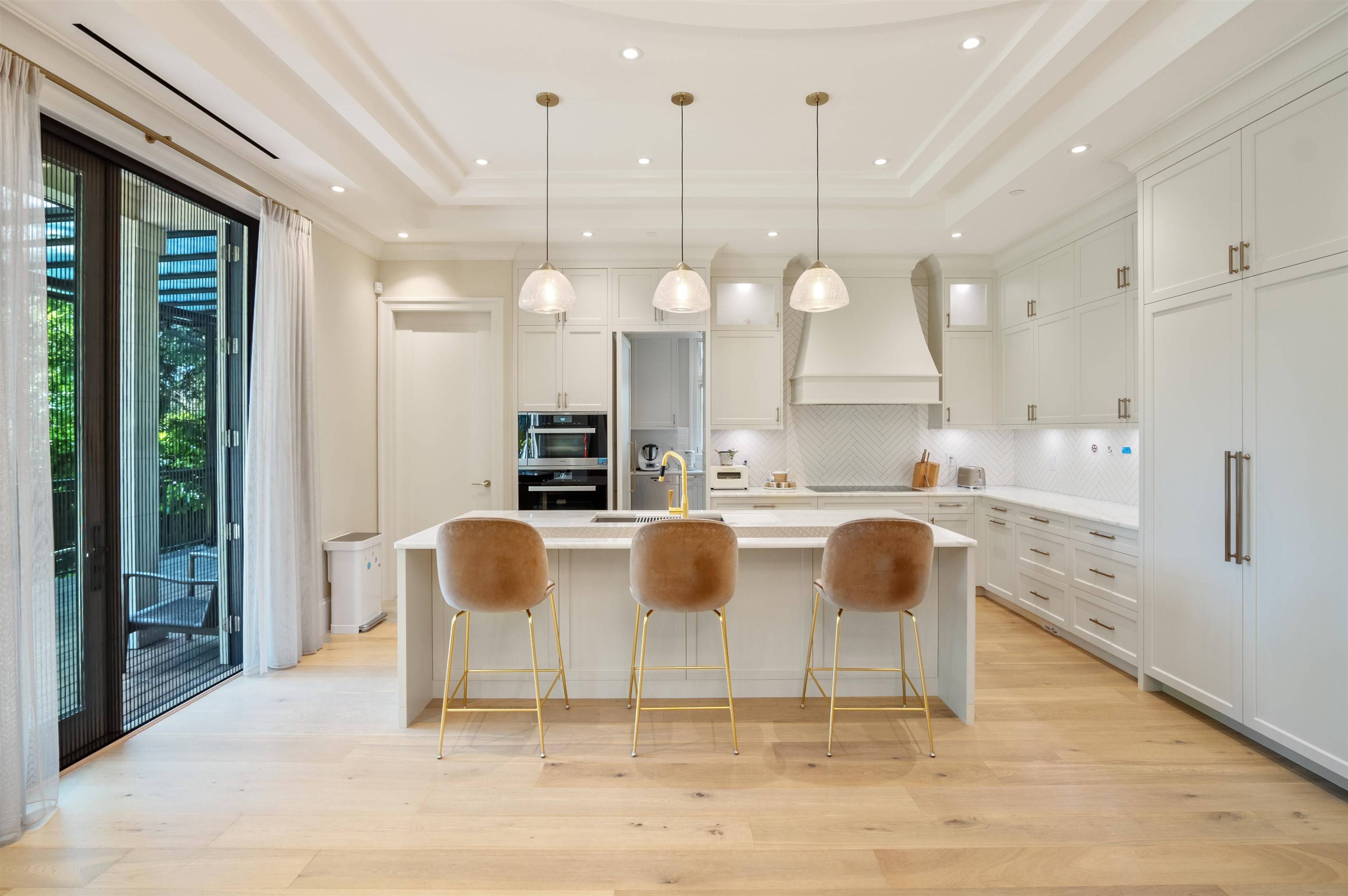 Vancouver, BC V6M 3H5,5912 Churchill ST