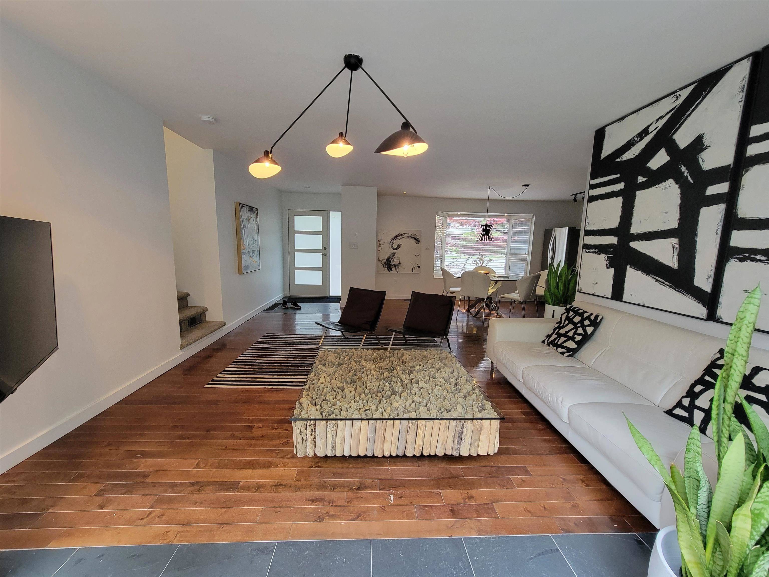 Squamish, BC V8B 0P1,2568 The Boulevard