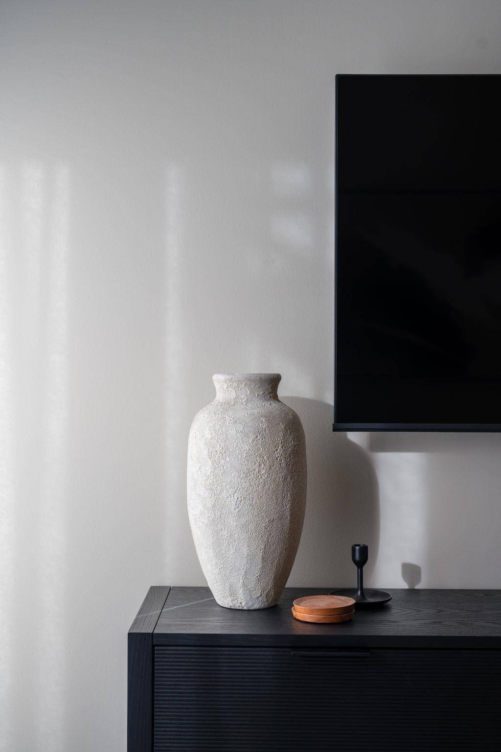 Vancouver, BC V6P 4A9,8398 Oak ST #309