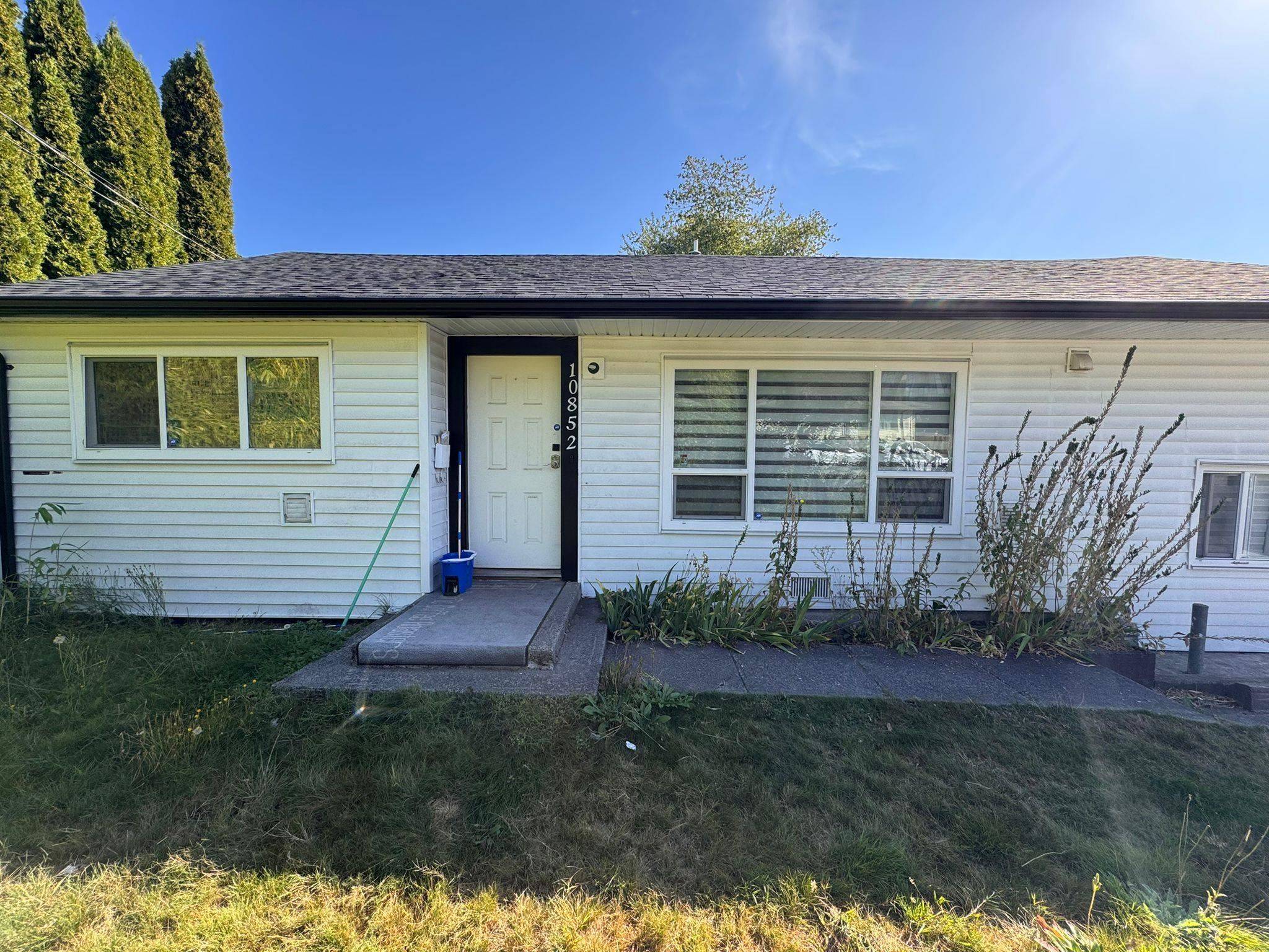 Surrey, BC V3R 3G2,10852 140 ST