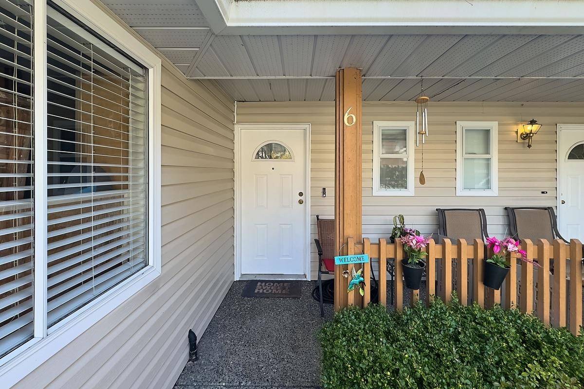 Maple Ridge, BC V2X 0A4,20699 120b AVE #6